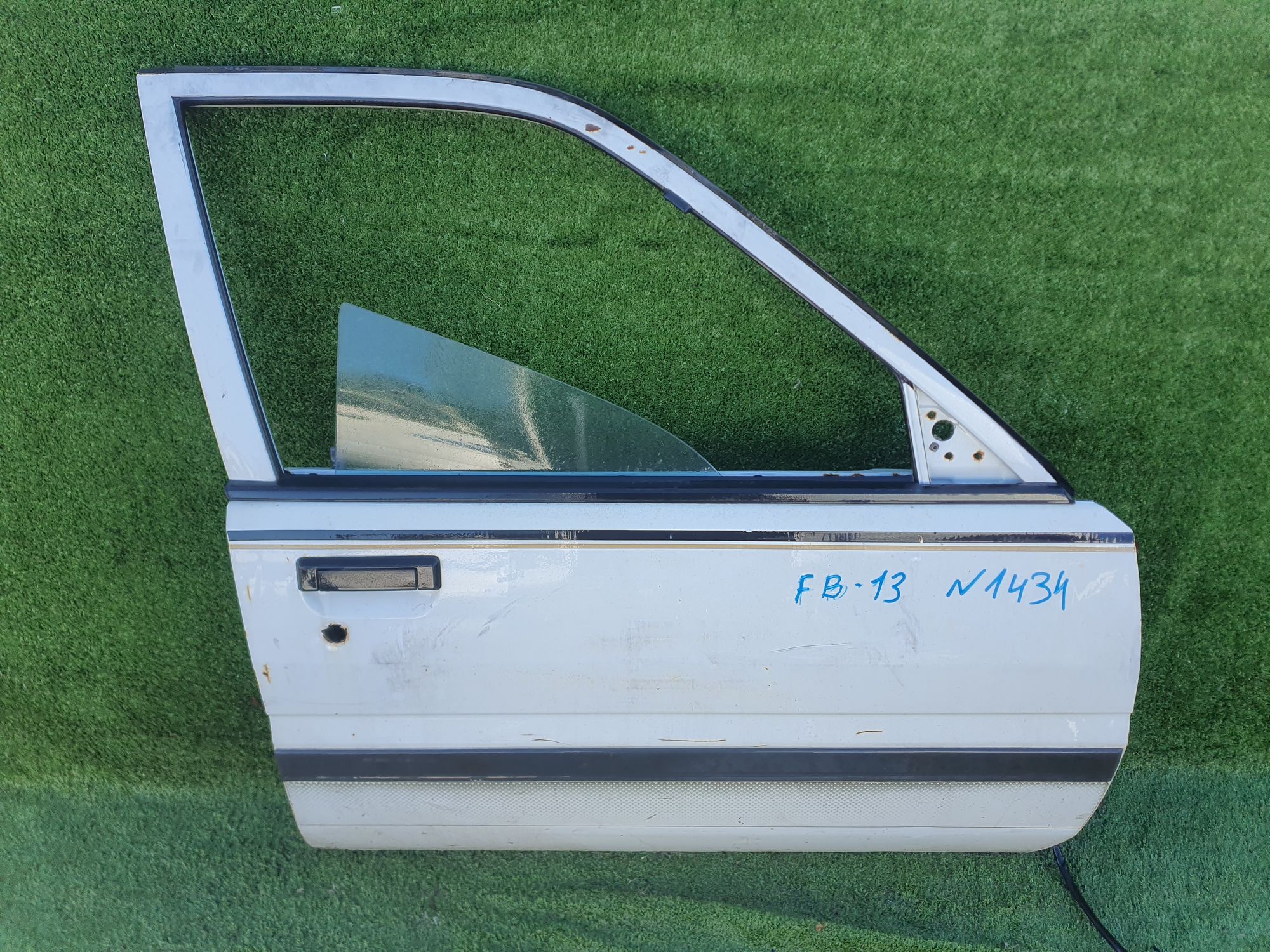 1434 дверь F/R на NISSAN SUNNY B13, 4000 рублей, Невинномысск