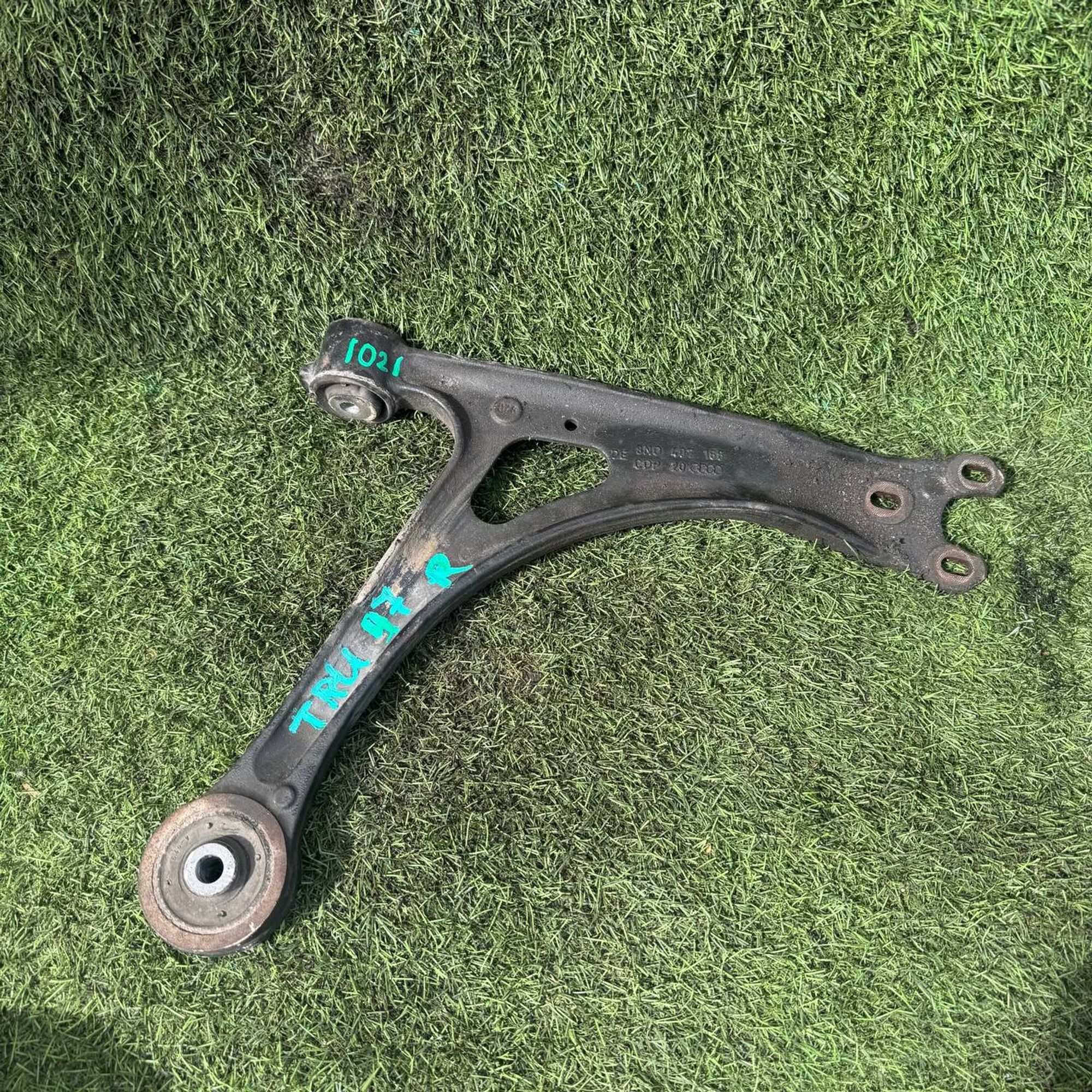 https://ycs.partsauto.market/partsauto-images/thmbs/userImages/772e461030aea93f4dbb6447c0f924d3/part/a3b028c6-d6dd-43be-b769-73f414e90bc8_1743604821310.jpg