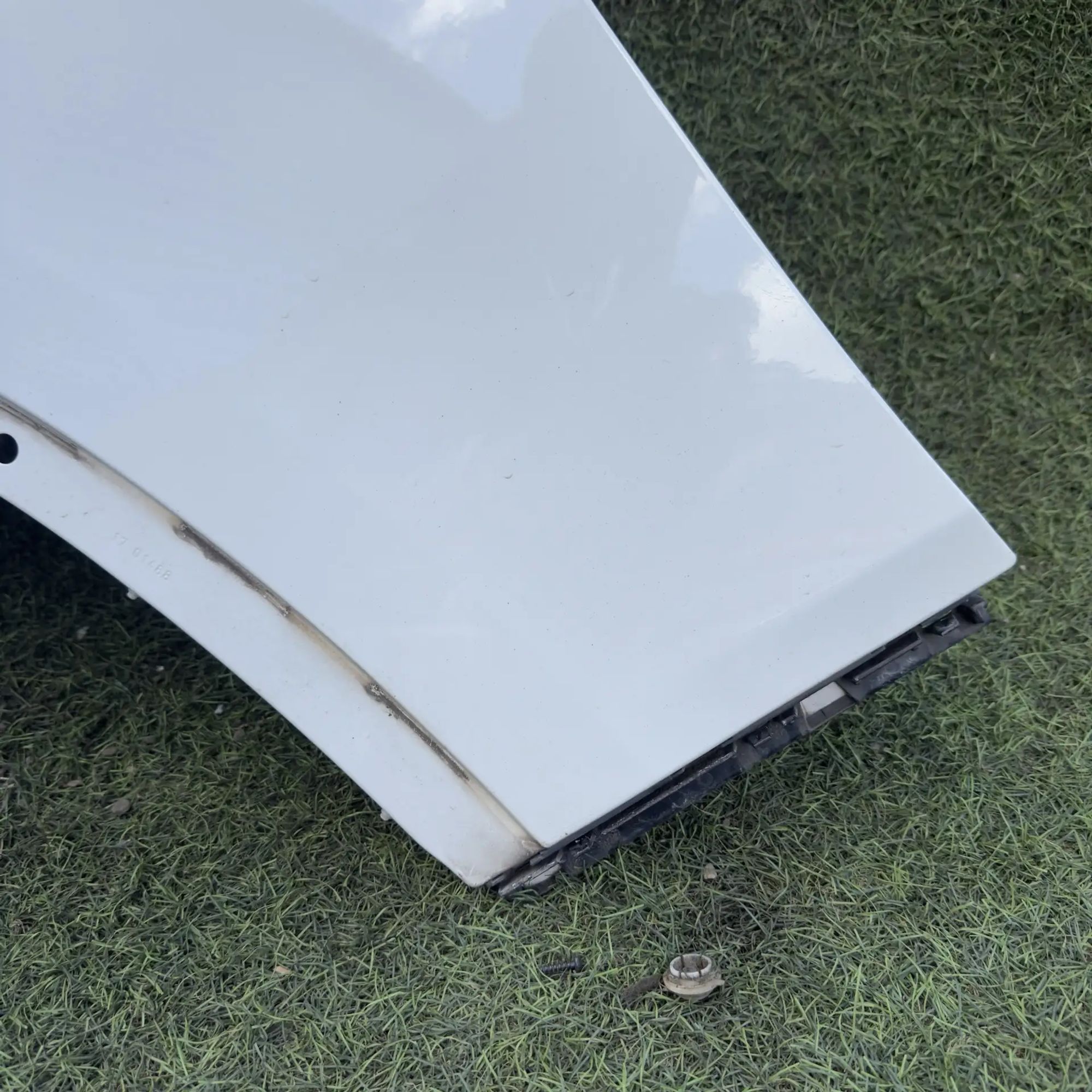 https://ycs.partsauto.market/partsauto-images/thmbs/userImages/772e461030aea93f4dbb6447c0f924d3/part/a3db2675-cc09-4f3b-87ae-f03418048944_1778825071989.jpg