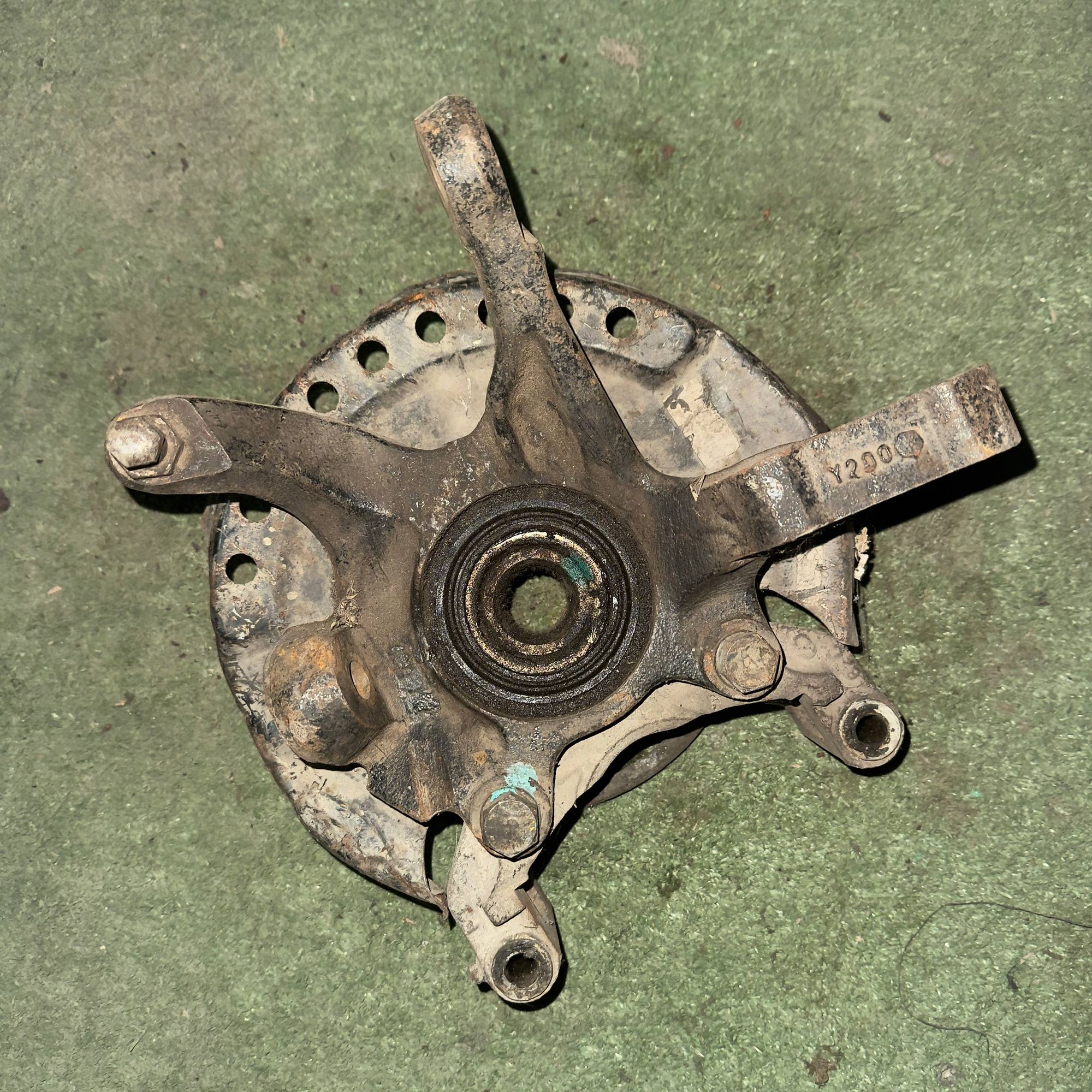 814 Ступица передняя левая NISSAN BLUEBIRD U11 перед лево, 3000 рублей, Невинномысск