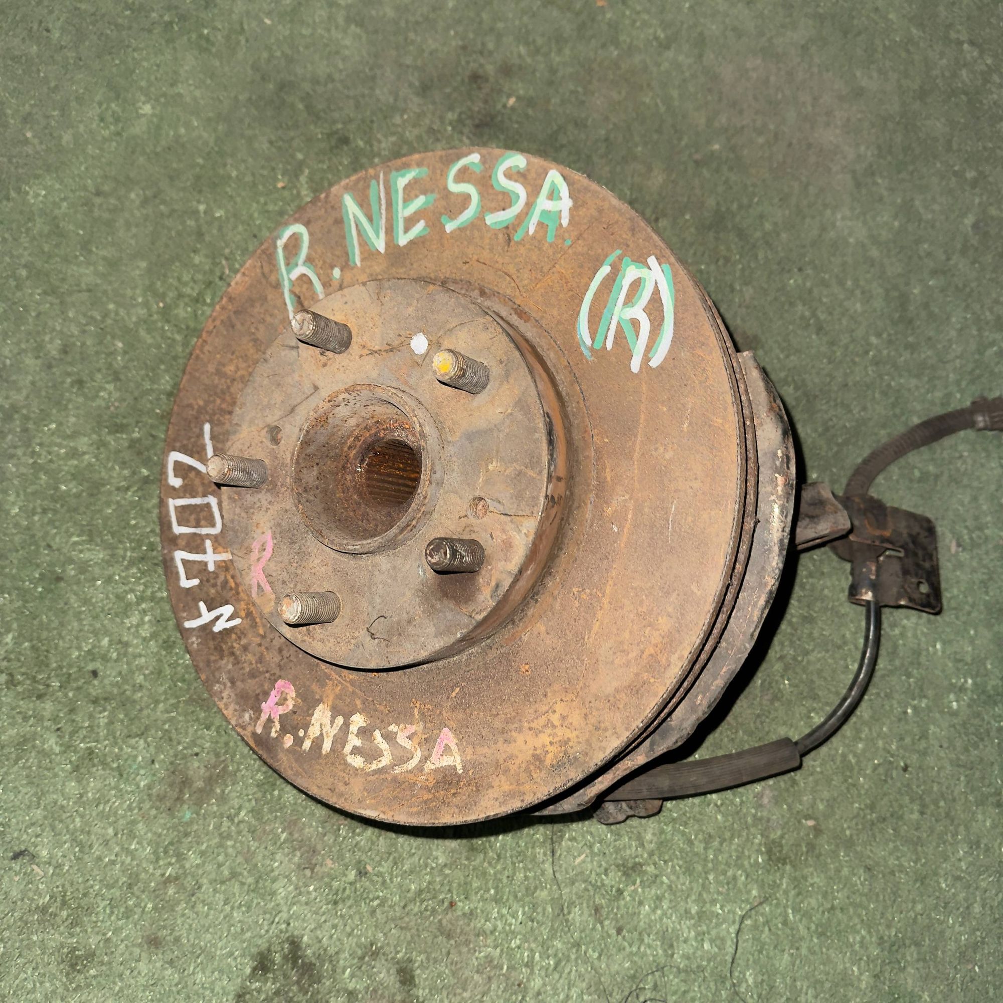 702 Ступица передняя правая NISSAN RNESSA N30, 6500 рублей, Невинномысск