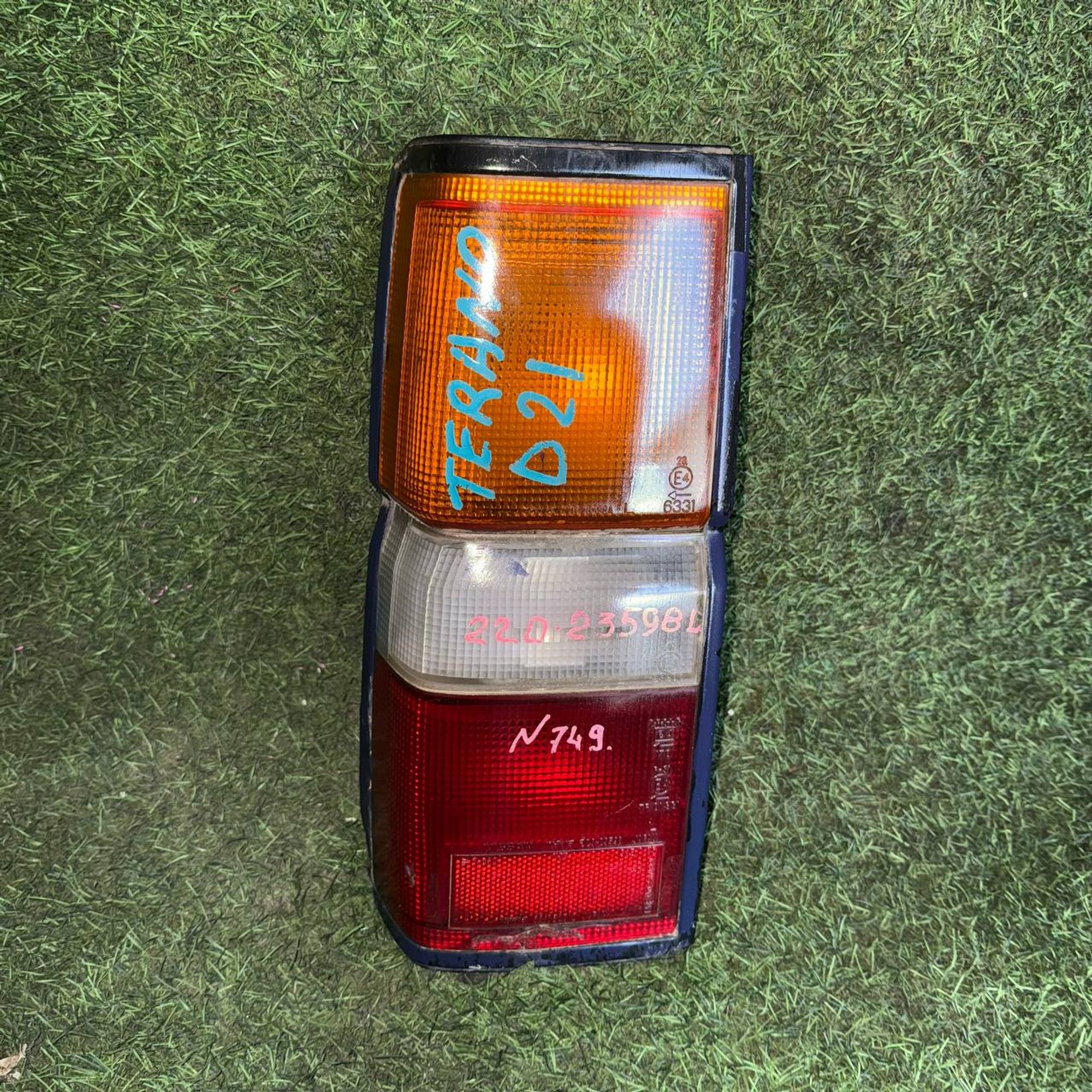 749 Фонарь задний левый NISSAN TERRANO D21, 5000 рублей, Невинномысск