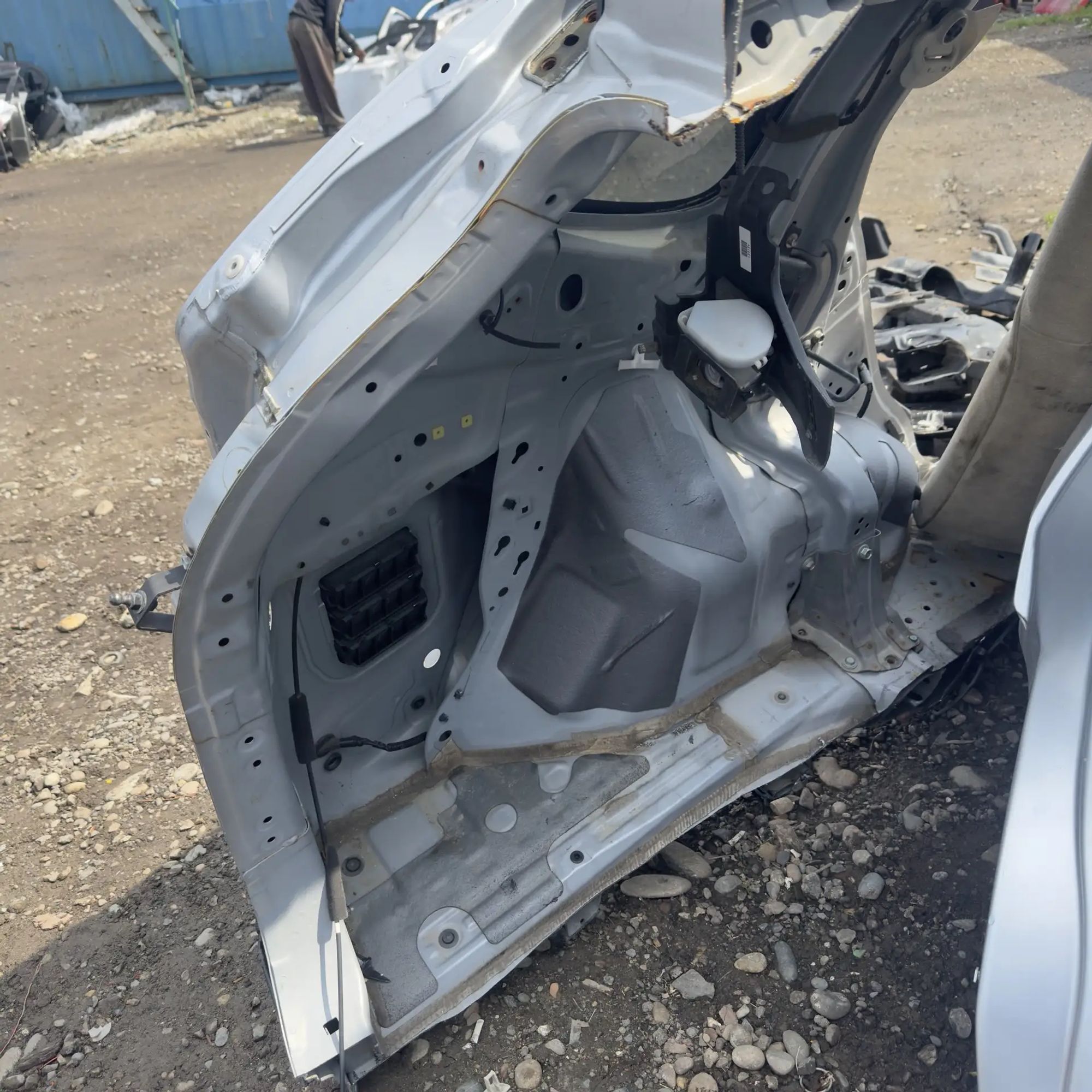 https://ycs.partsauto.market/partsauto-images/thmbs/userImages/772e461030aea93f4dbb6447c0f924d3/part/a47432de-fc67-4027-bdcd-30be72c5c7be_1778228086452.jpg