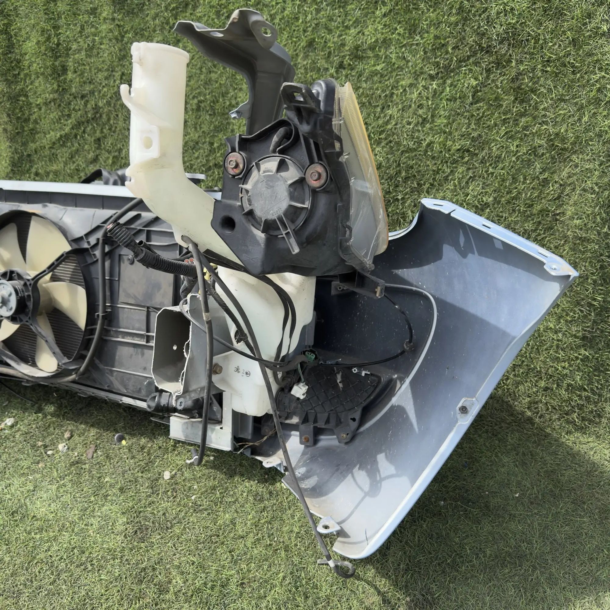 https://ycs.partsauto.market/partsauto-images/thmbs/userImages/772e461030aea93f4dbb6447c0f924d3/part/a4a75cb2-8ec3-46e0-9caf-76f56ab5bd61_1778157692201.jpg