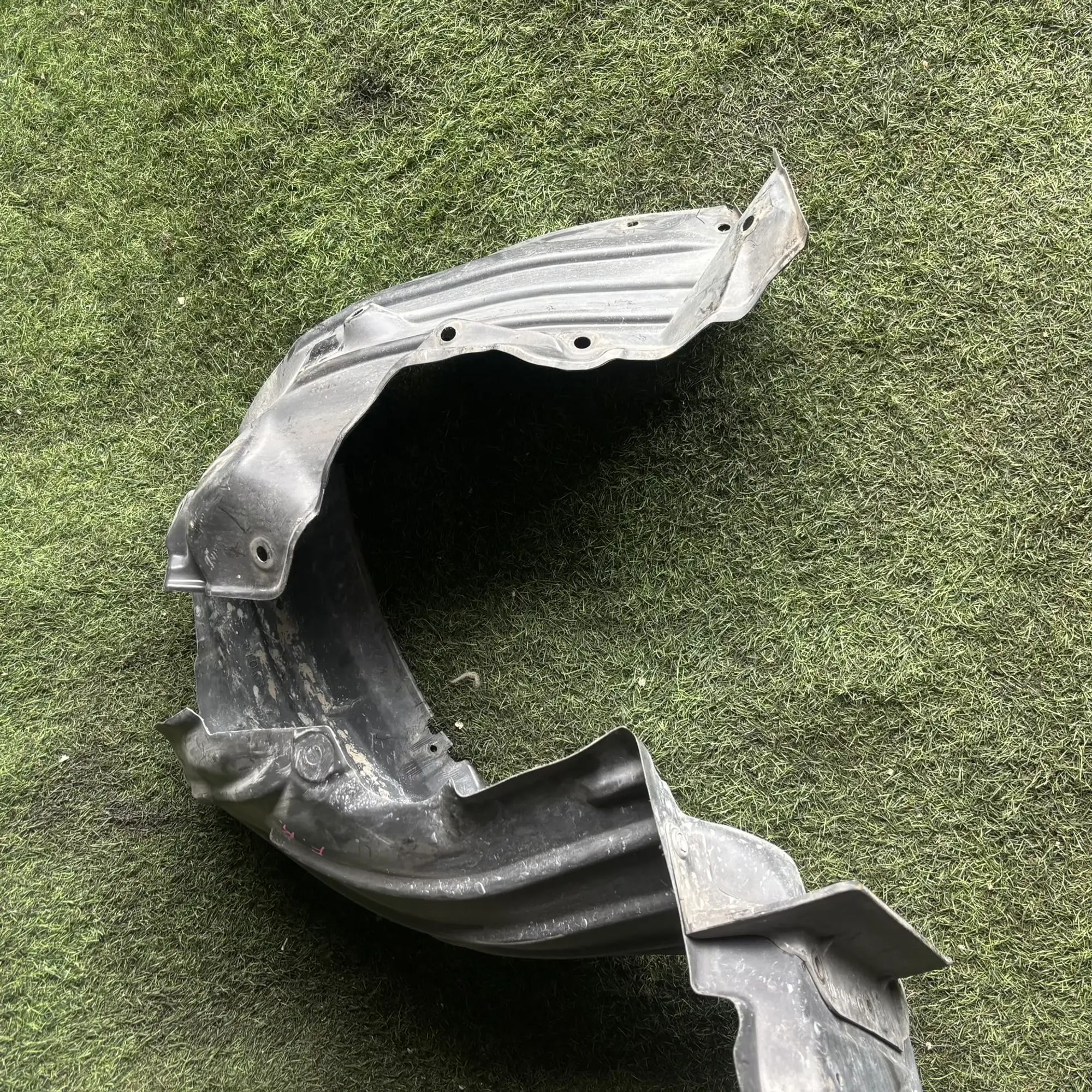 https://ycs.partsauto.market/partsauto-images/thmbs/userImages/772e461030aea93f4dbb6447c0f924d3/part/a4aac910-42a1-4e5d-a998-1cb63e8cdfca_1777119262916.jpg