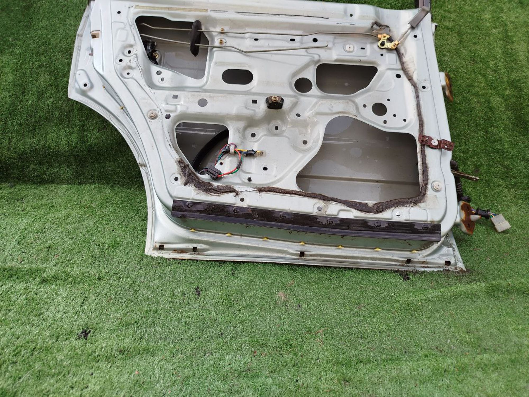 1540 Дверь задняя левая Mazda 626, 4500 рублей, Невинномысск