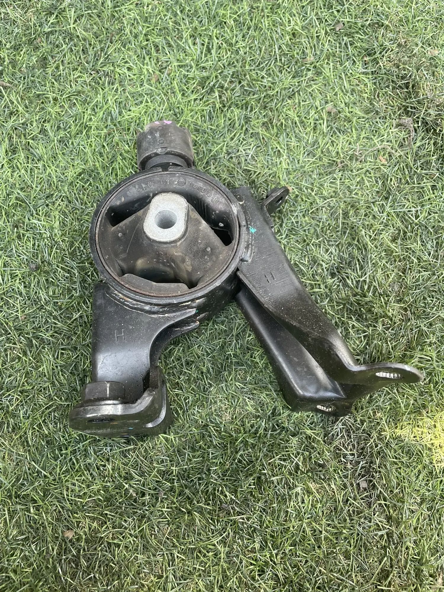 https://ycs.partsauto.market/partsauto-images/thmbs/userImages/772e461030aea93f4dbb6447c0f924d3/part/a5059faa-73de-48ac-b6e4-55b37ed7482c_1776493647897.jpg