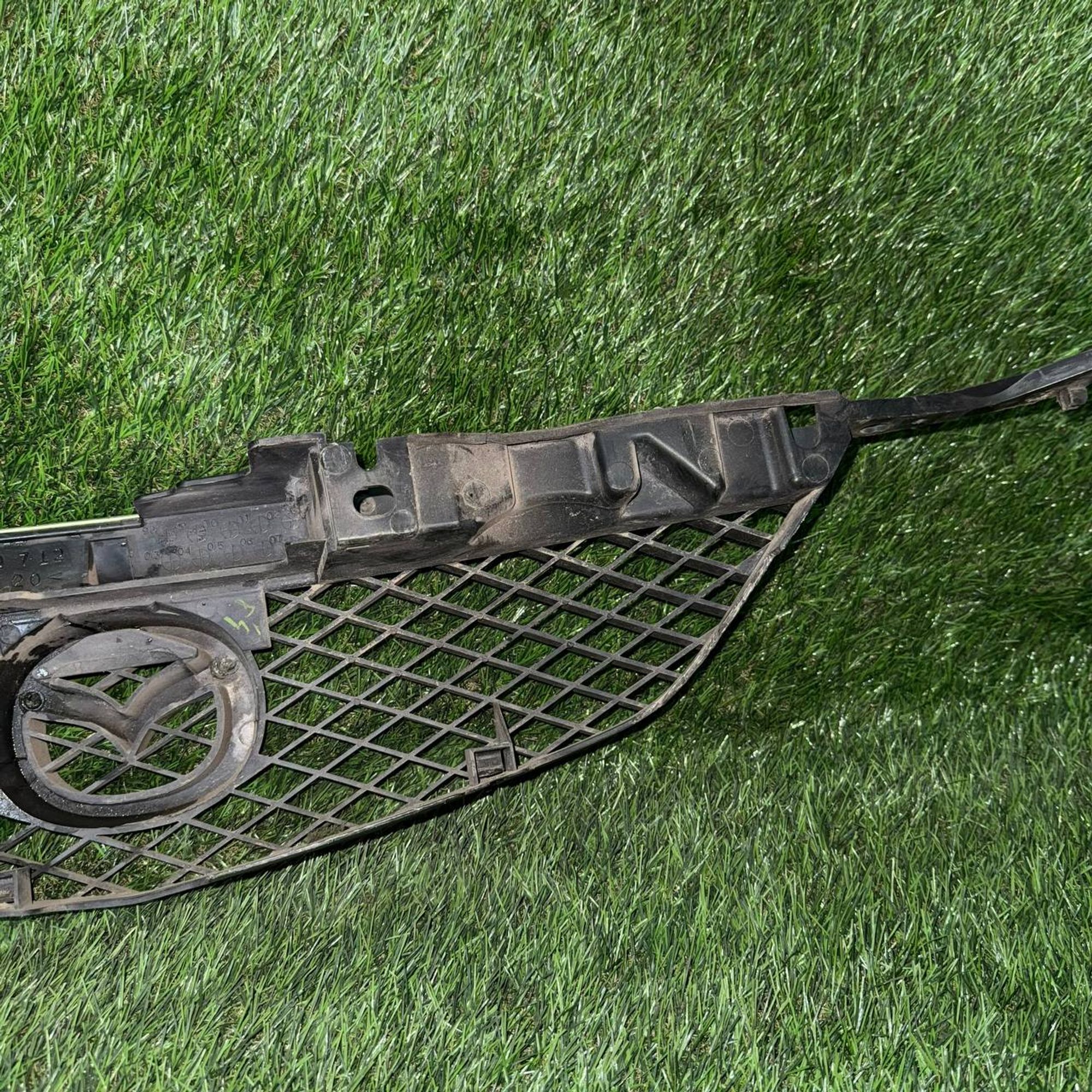 323 Решетка радиатора MAZDA PREMACY CP8W, 4500 рублей, Невинномысск