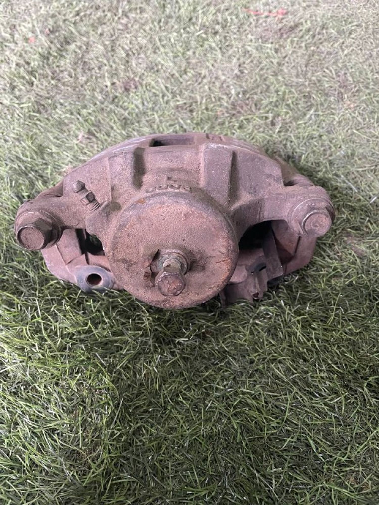 482 Суппорт тормозной передний левый Nissan Cefiro A33, 3000 рублей, Невинномысск