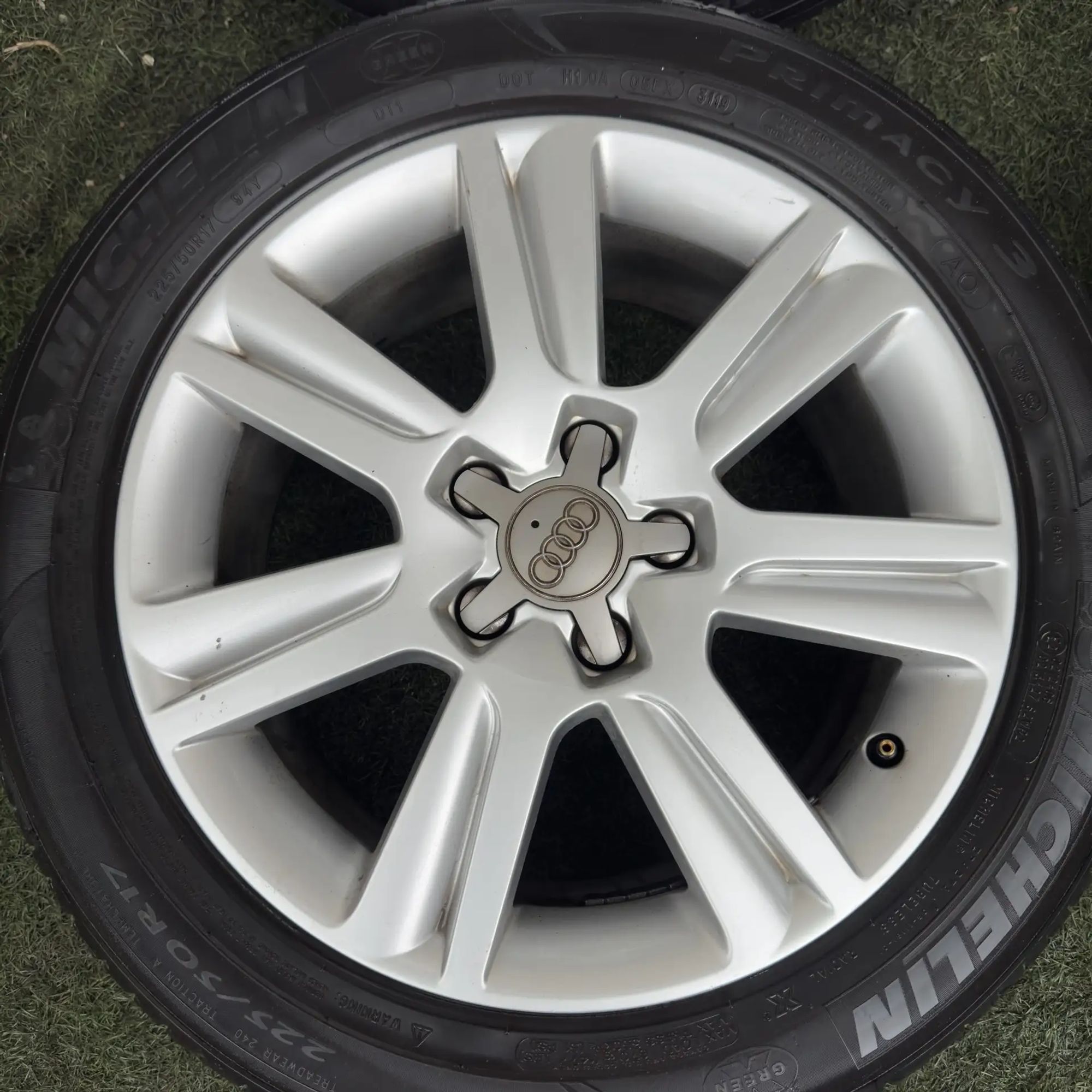 https://ycs.partsauto.market/partsauto-images/thmbs/userImages/772e461030aea93f4dbb6447c0f924d3/part/a69d1621-c54c-4015-8fbb-fd65ebedacc3_1777990314965.jpg