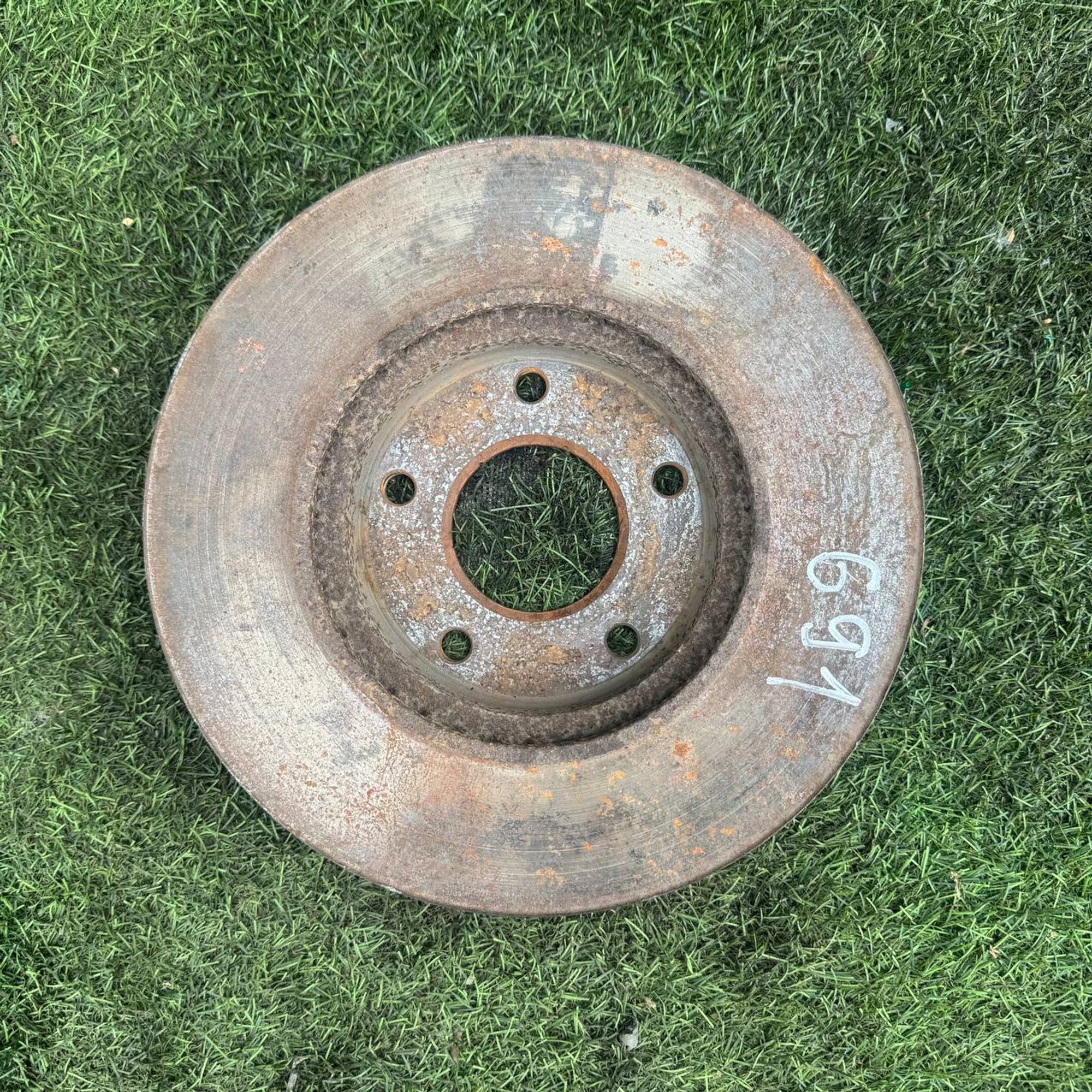 691 Диск тормозной передний левый NISSAN PRIMERA P12, 2000 рублей, Невинномысск