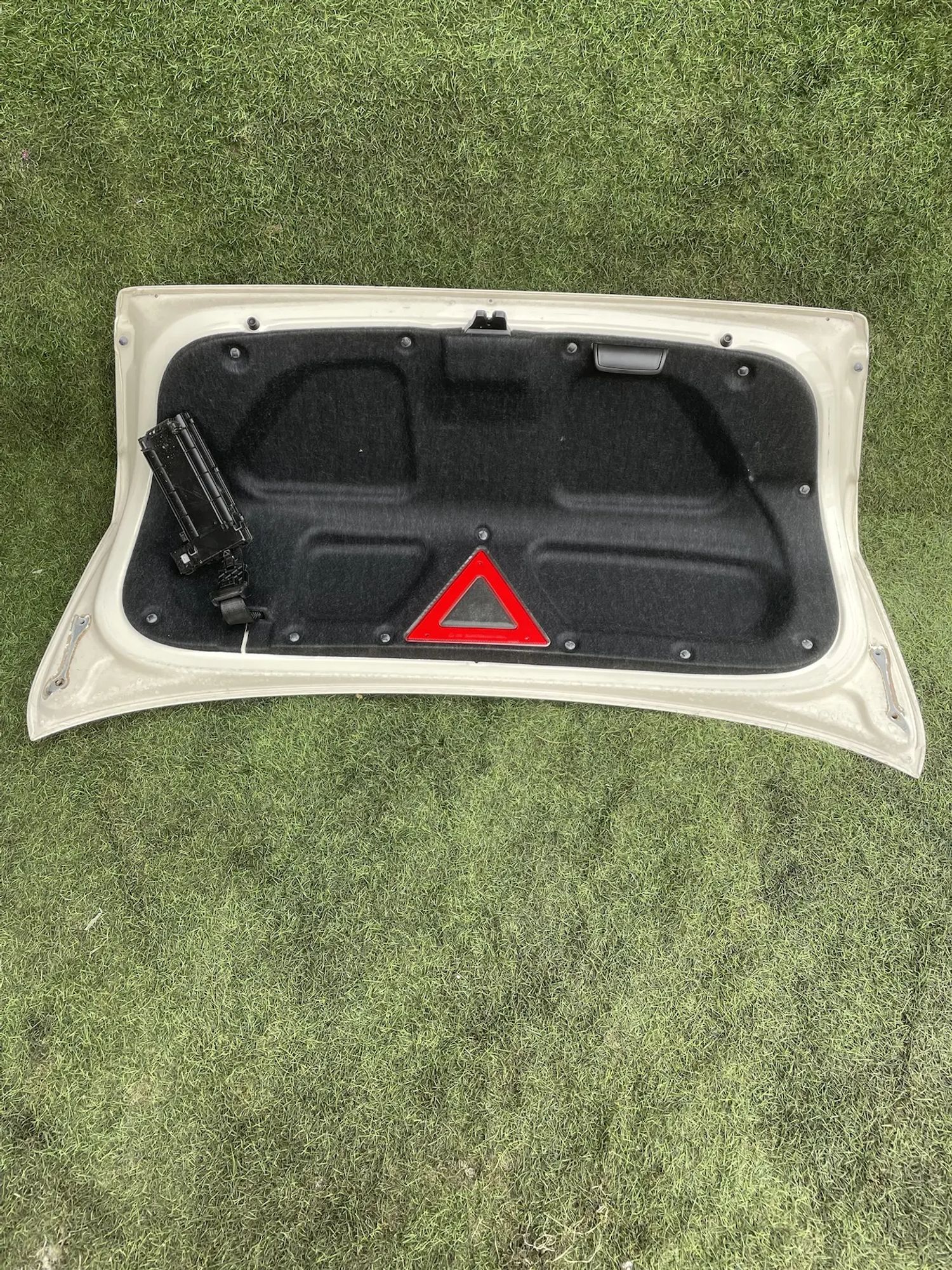 https://ycs.partsauto.market/partsauto-images/thmbs/userImages/772e461030aea93f4dbb6447c0f924d3/part/a72a08fb-07a4-4a04-905a-2550600810cc_1778568021086.jpg