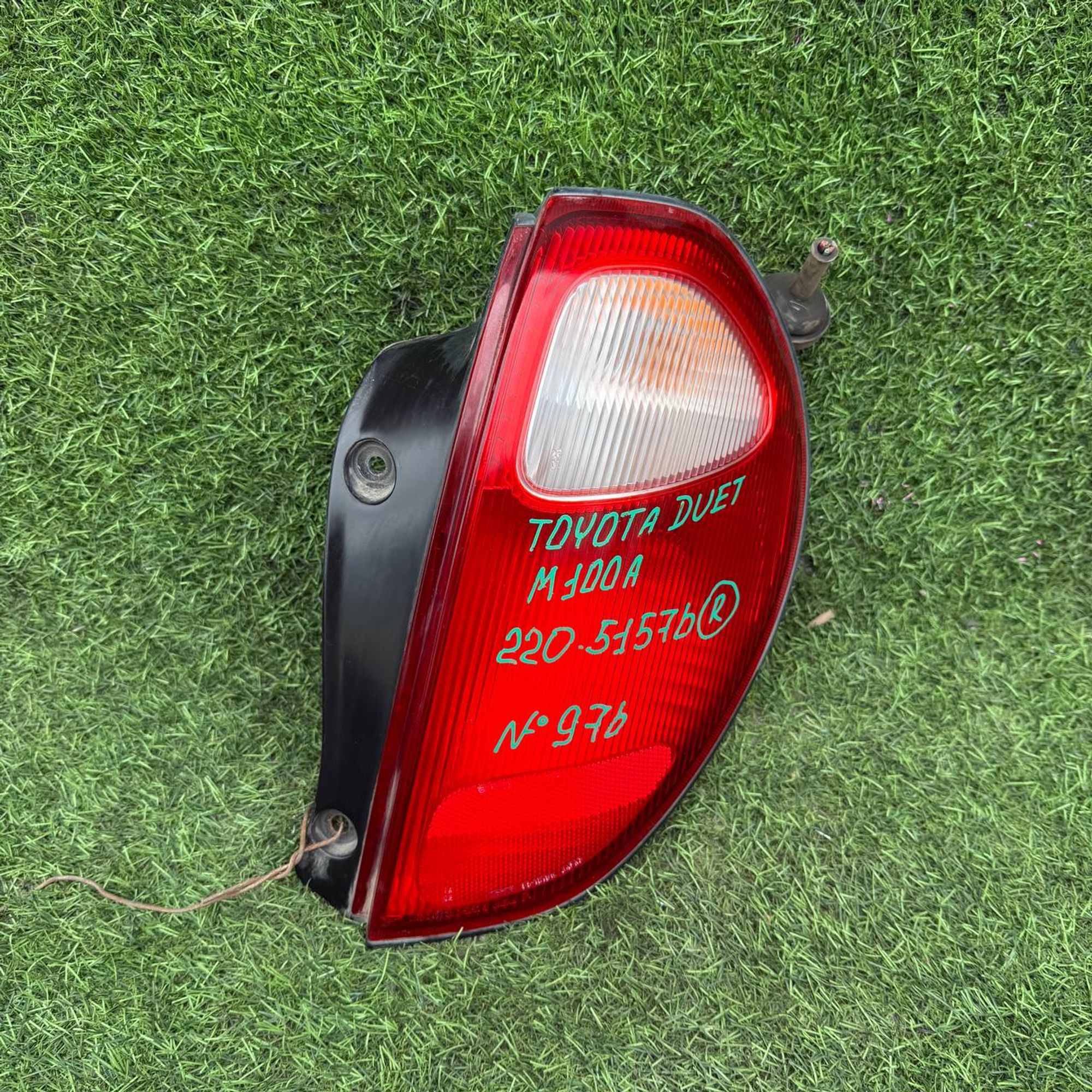 976 Фонарь задний правый TOYOTA DUET M100A, 1 рублей, Невинномысск