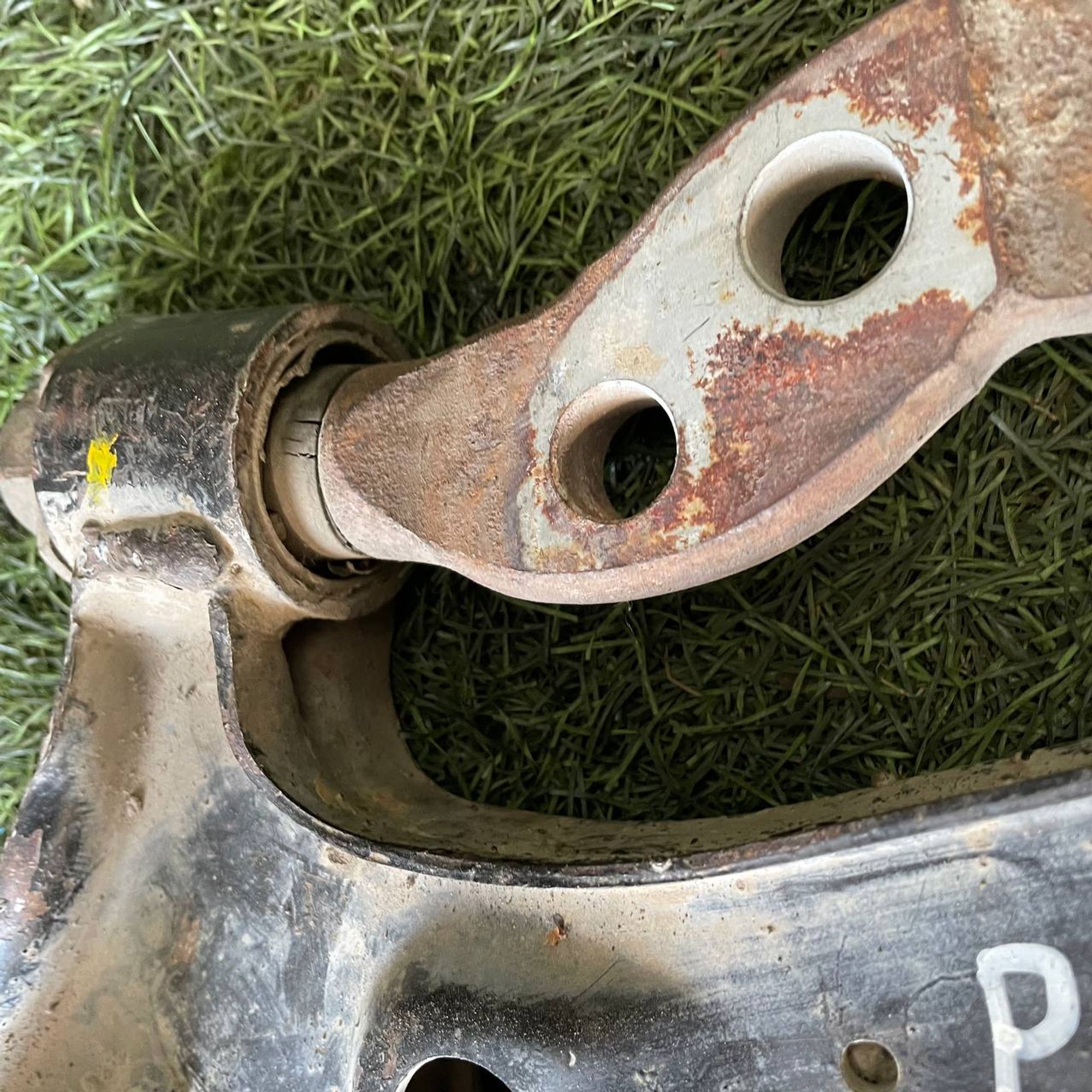 228 Рычаг передний левый нижний NISSAN LIBERTY PM12, 3500 рублей, Невинномысск