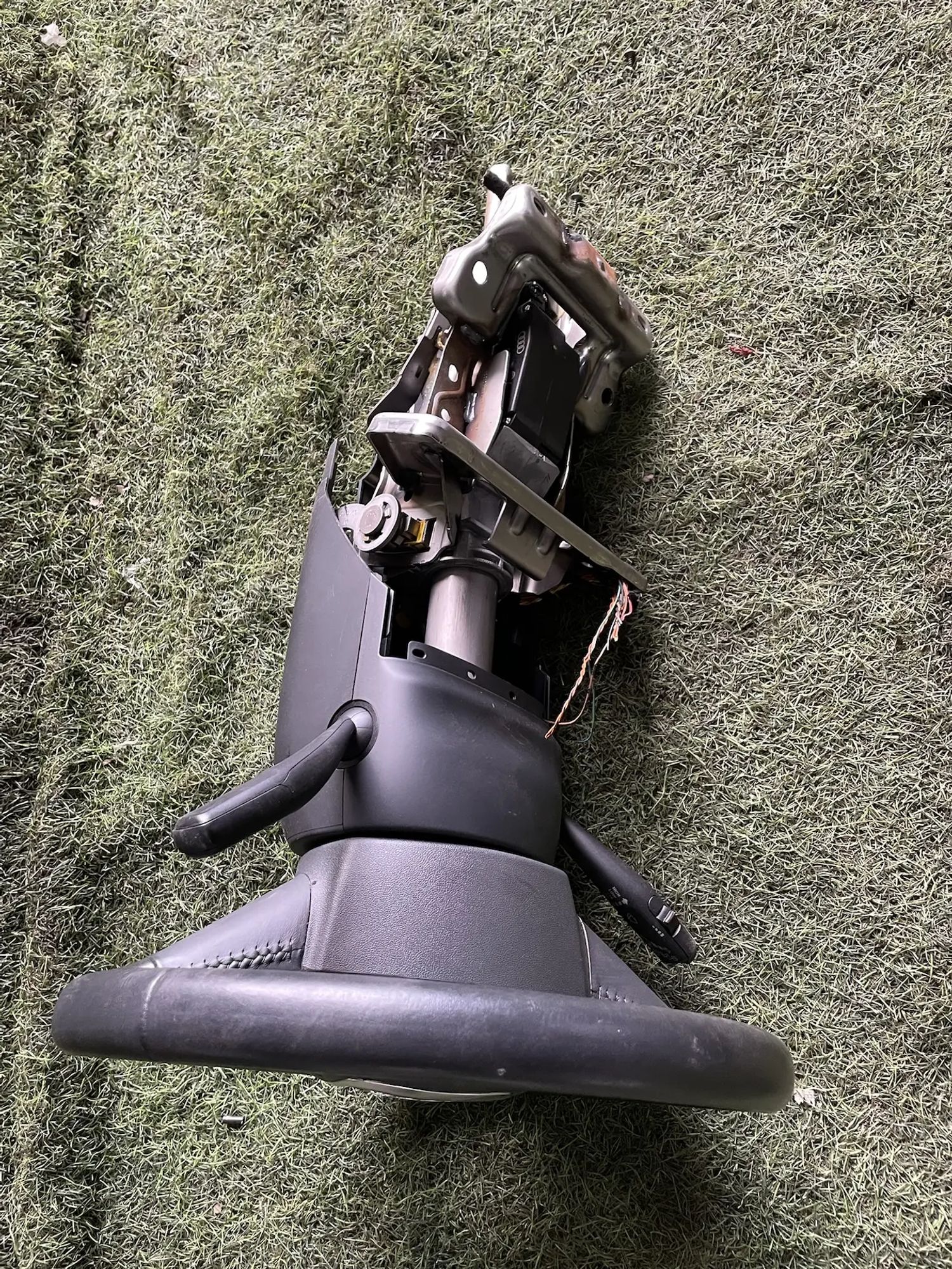 https://ycs.partsauto.market/partsauto-images/thmbs/userImages/772e461030aea93f4dbb6447c0f924d3/part/a7a9d036-1980-496a-85ff-796cb7bdb900_1778682110553.jpg