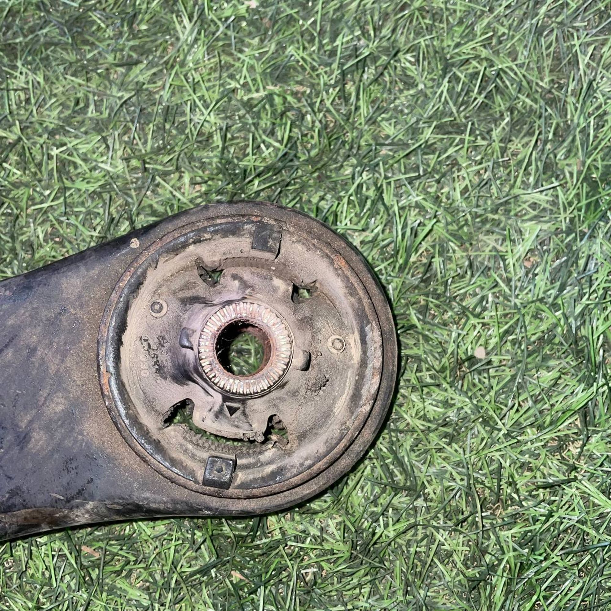 156 Рычаг передний левый нижний TOYOTA VOXY AZR60, 1 рублей, Невинномысск