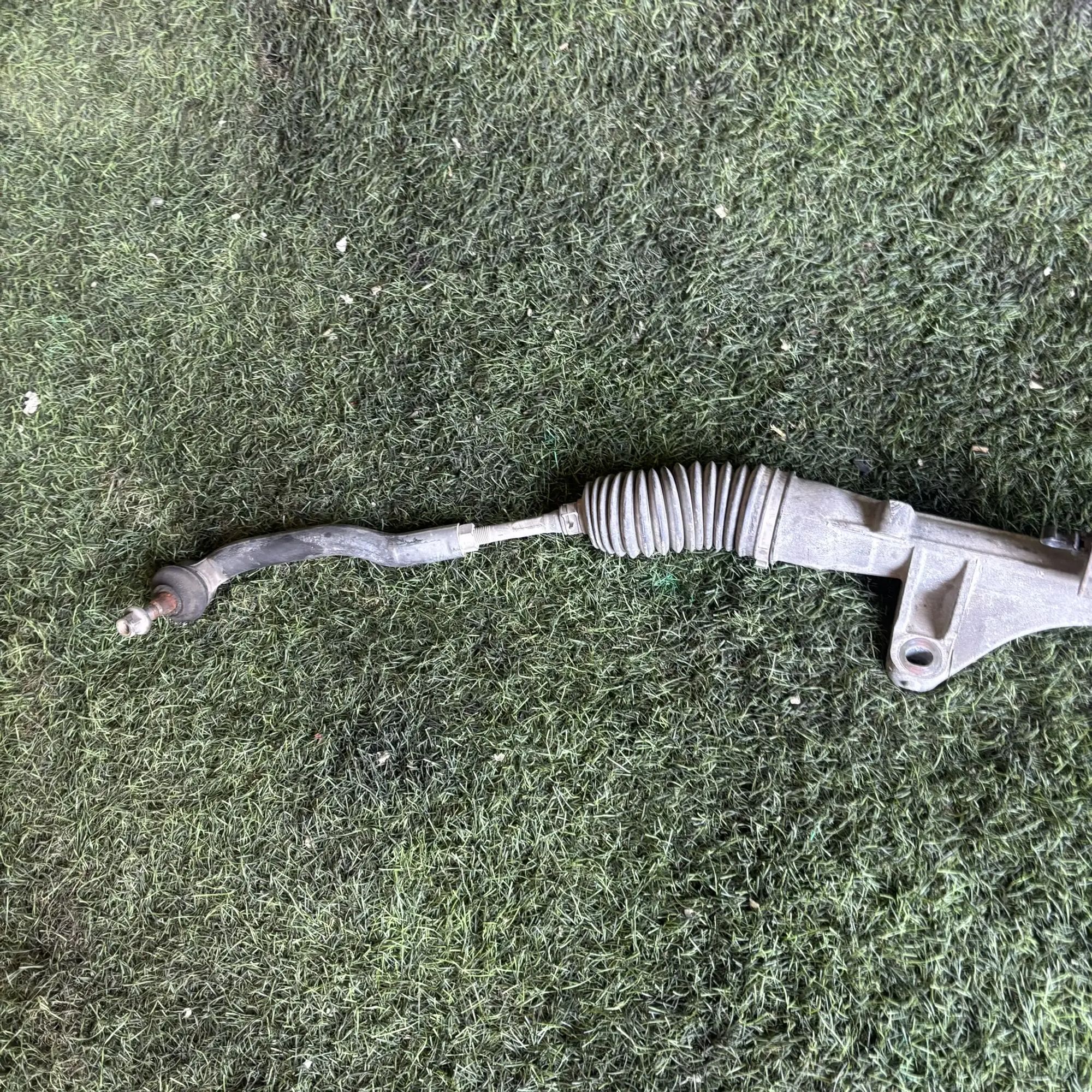 https://ycs.partsauto.market/partsauto-images/thmbs/userImages/772e461030aea93f4dbb6447c0f924d3/part/a815db47-c2bd-438e-bd9d-f708c42990b8_1777097445688.jpg