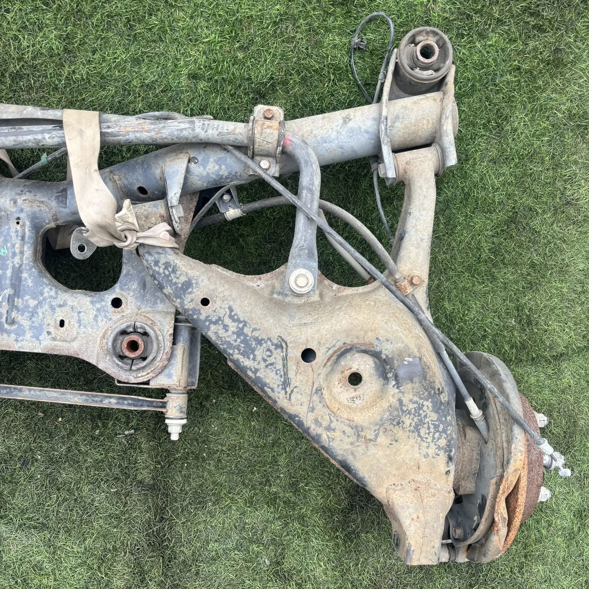 https://ycs.partsauto.market/partsauto-images/thmbs/userImages/772e461030aea93f4dbb6447c0f924d3/part/a9955b45-79ab-4050-9f30-be73774b5ae6_1777018370381.jpg