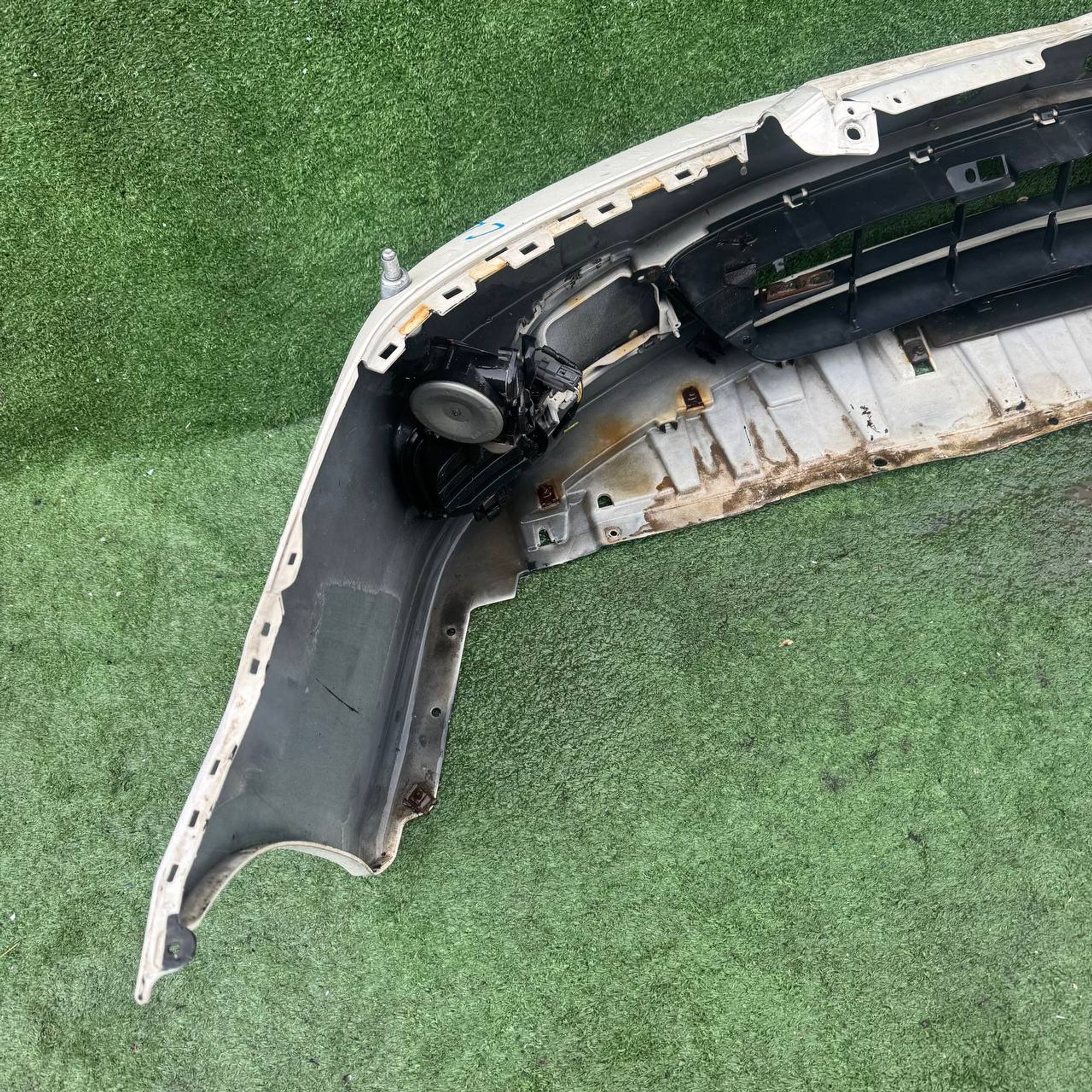 https://ycs.partsauto.market/partsauto-images/thmbs/userImages/772e461030aea93f4dbb6447c0f924d3/part/a9ab6371-ded3-4767-971d-41eb9879c392_1738841903629.jpg