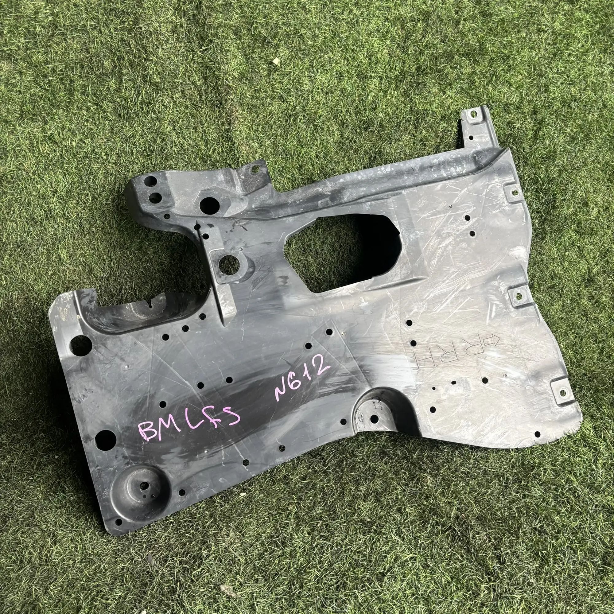 https://ycs.partsauto.market/partsauto-images/thmbs/userImages/772e461030aea93f4dbb6447c0f924d3/part/a9d1ac71-8409-41ff-be84-07ce0b916506_1777280318566.jpg