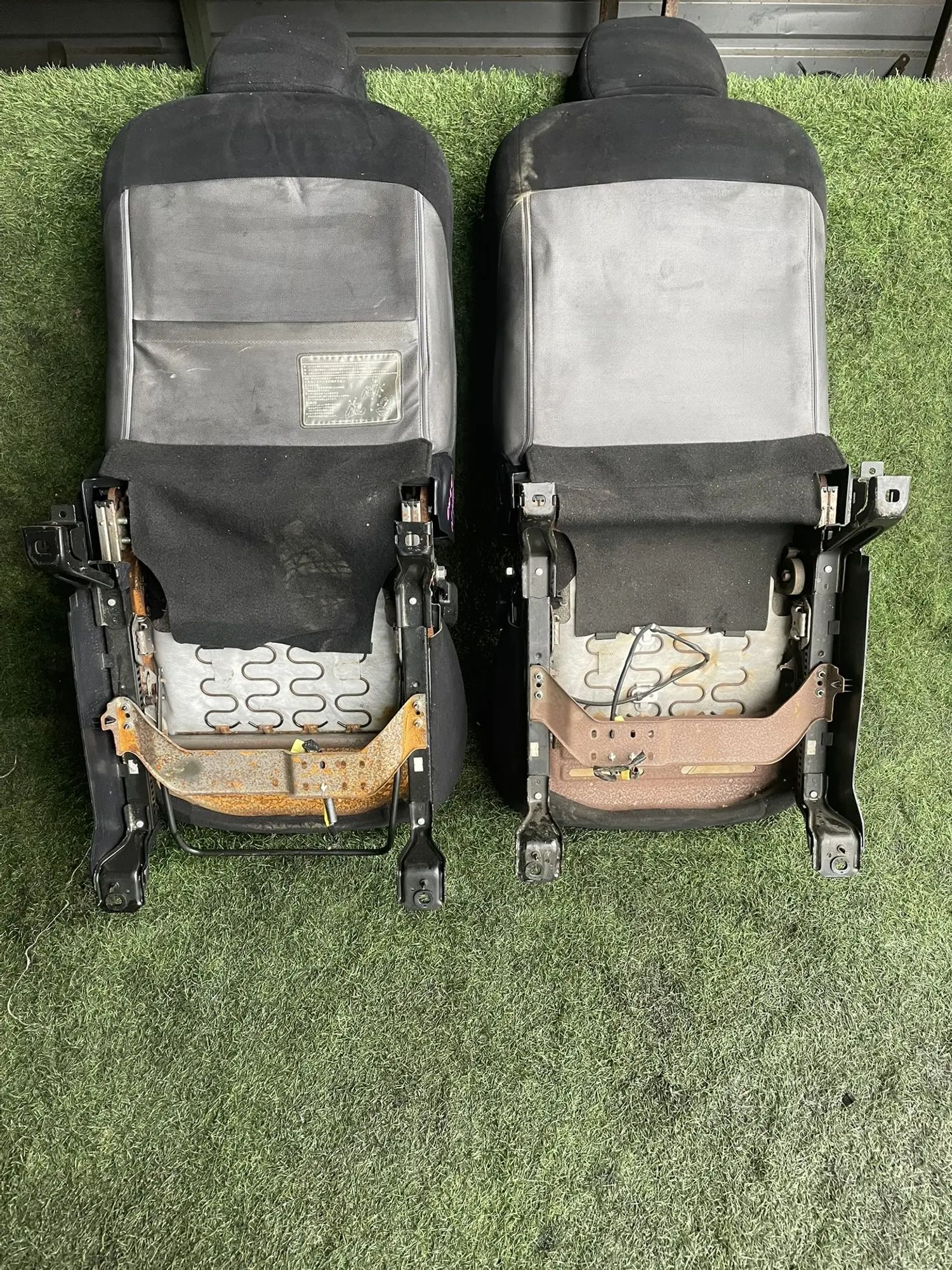 https://ycs.partsauto.market/partsauto-images/thmbs/userImages/772e461030aea93f4dbb6447c0f924d3/part/a9e5f7f5-fae8-42b1-8b6c-6c4e962e3ea6_1777967079440.jpg