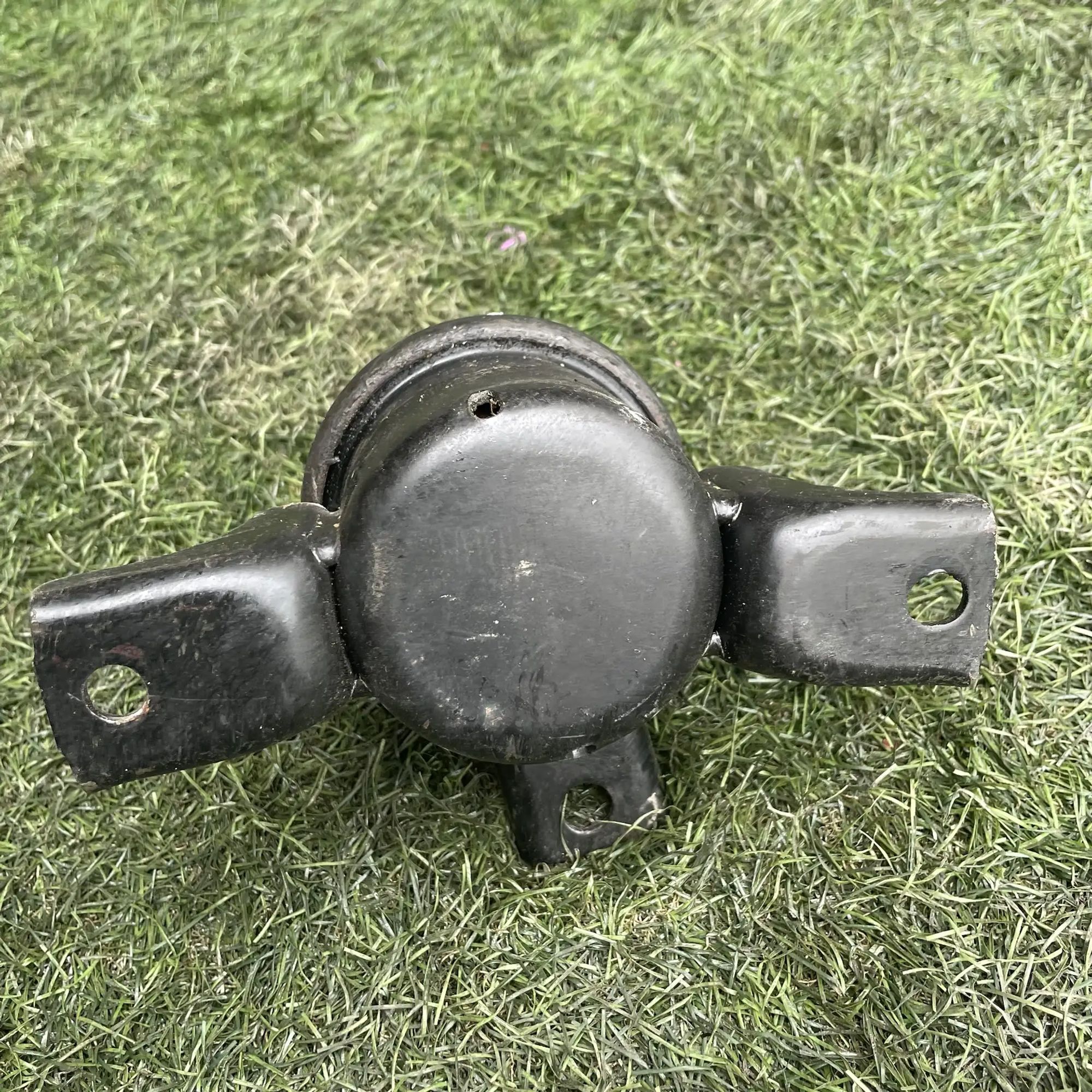https://ycs.partsauto.market/partsauto-images/thmbs/userImages/772e461030aea93f4dbb6447c0f924d3/part/a9e7250b-692a-4d47-8bf0-e13b55cb8133_1779192764436.jpg