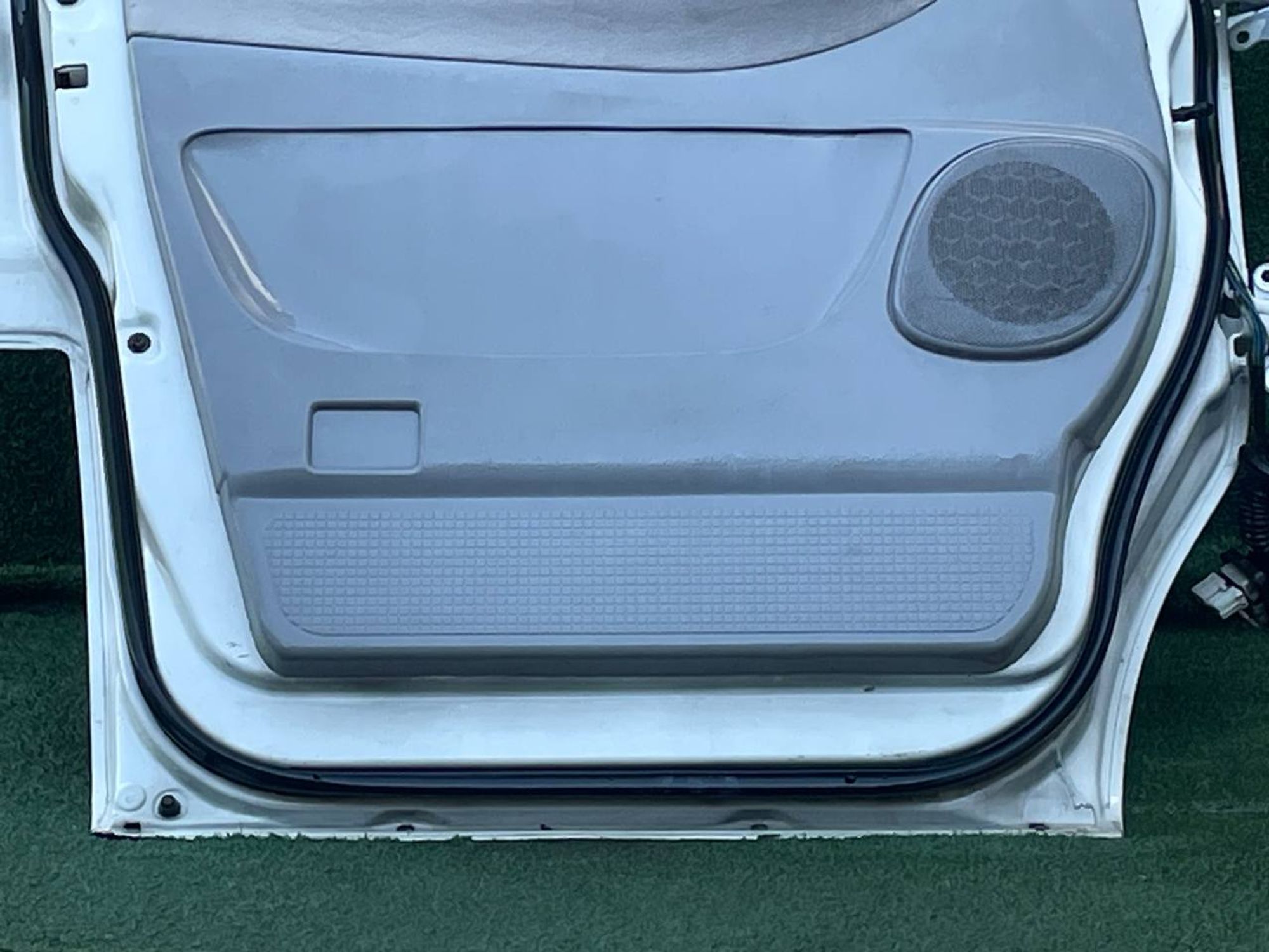 2098 дверь на MITSUBISHI DELICA PP8W, 10500 рублей, Невинномысск