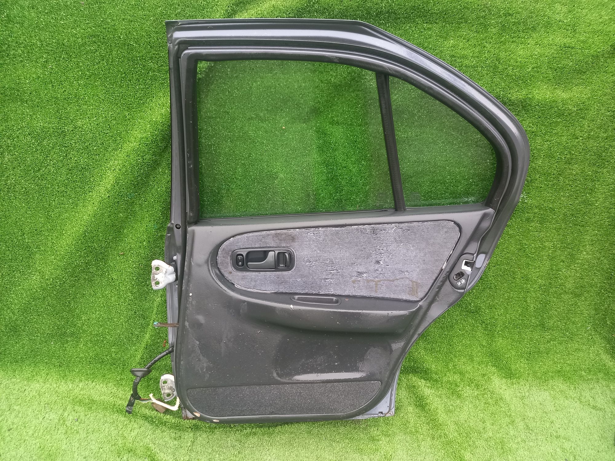 1087 дверь на NISSAN PRIMERA P10, 5500 рублей, Невинномысск