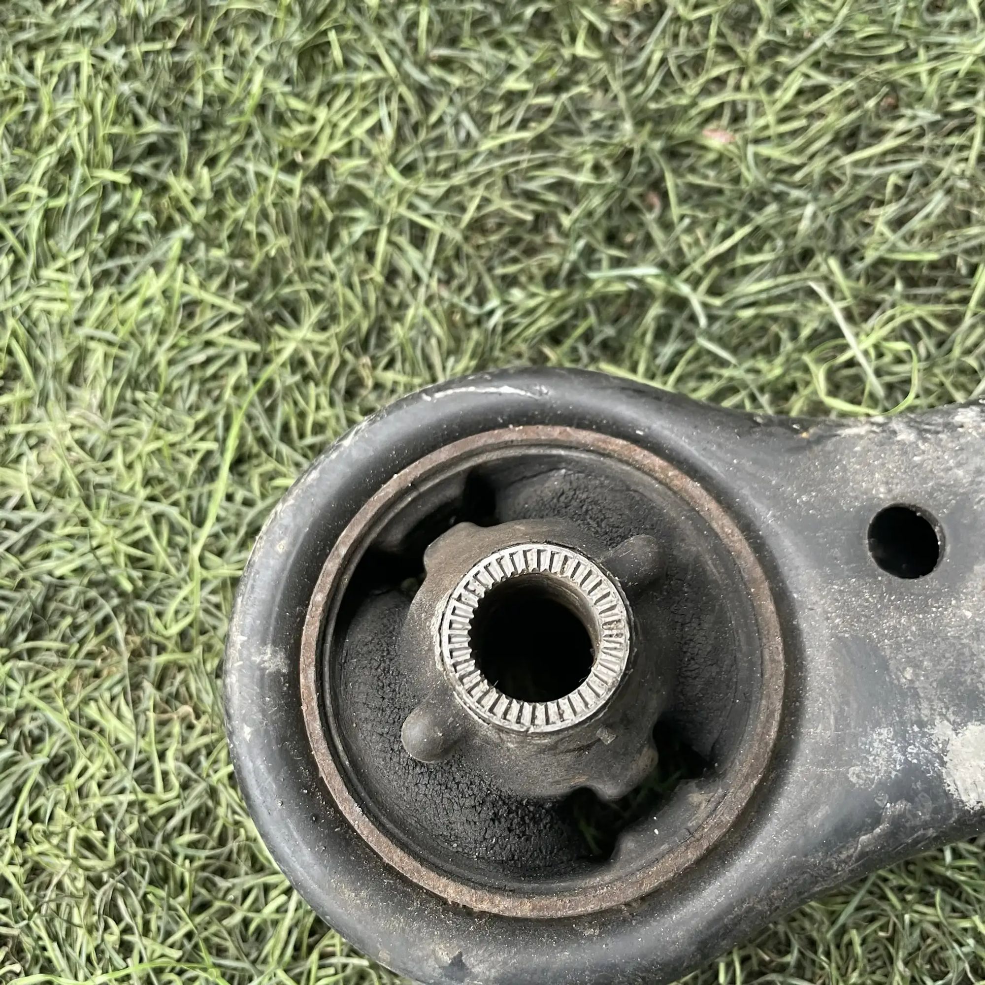 https://ycs.partsauto.market/partsauto-images/thmbs/userImages/772e461030aea93f4dbb6447c0f924d3/part/aa3410d3-c8a2-4d15-9784-3b8d5bba3ab9_1779255635737.jpg