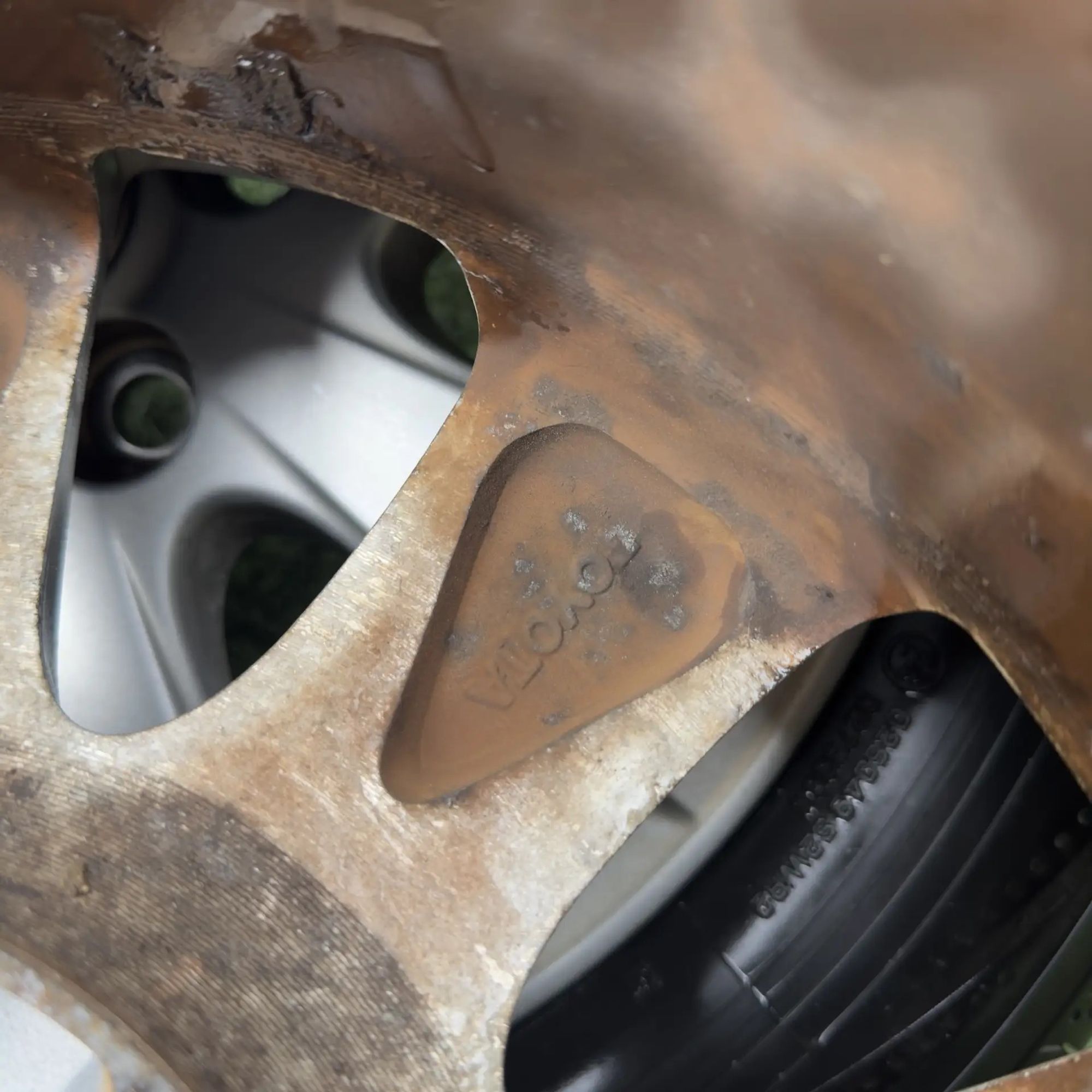 https://ycs.partsauto.market/partsauto-images/thmbs/userImages/772e461030aea93f4dbb6447c0f924d3/part/aa4b8392-4ca8-4773-aebb-a82065a50211_1777991526716.jpg