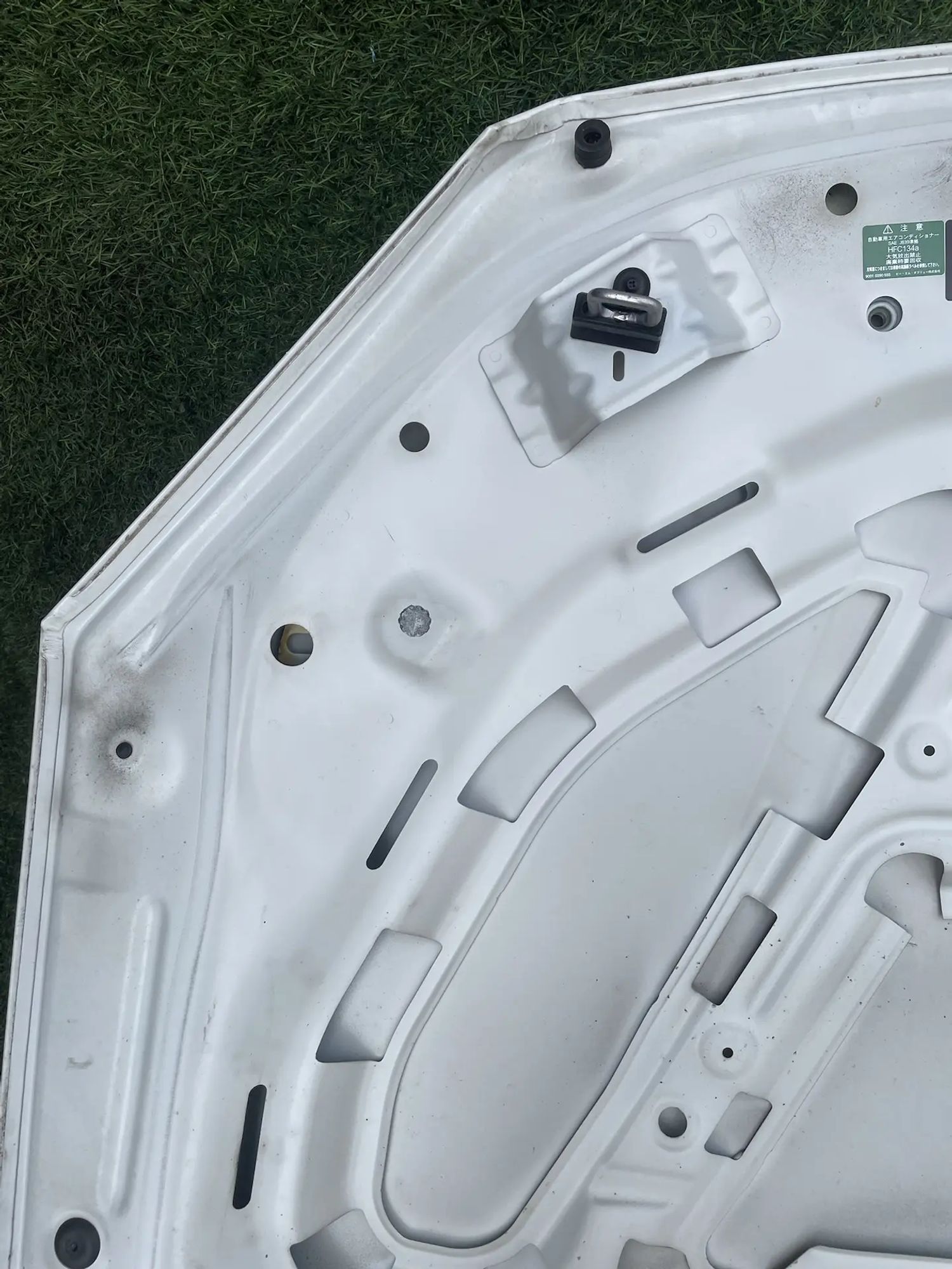 https://ycs.partsauto.market/partsauto-images/thmbs/userImages/772e461030aea93f4dbb6447c0f924d3/part/aa5f78a2-a4e8-4d9a-aff2-71179103412c_1778251875201.jpg