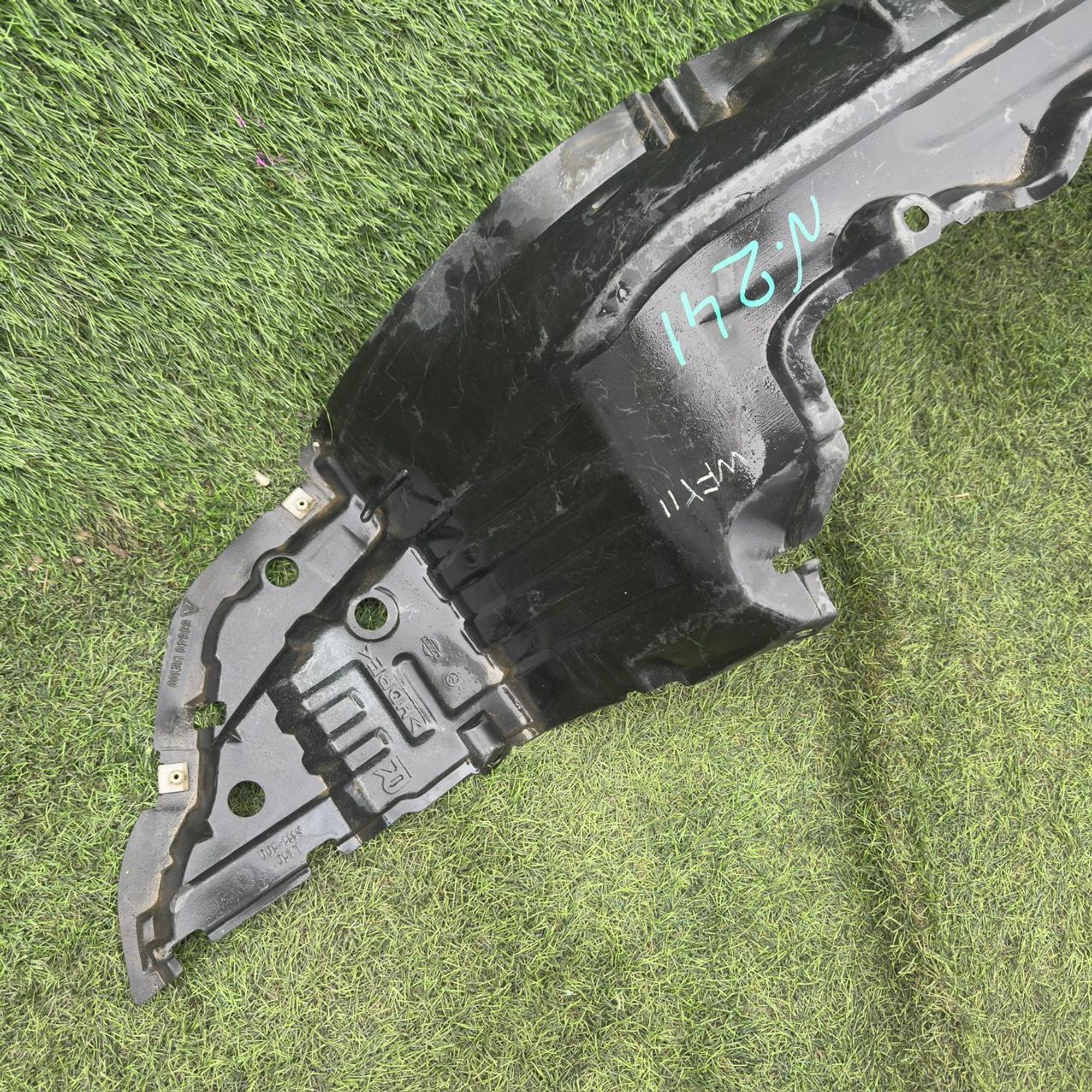 241 Подкрылок передний правый Nissan Wingroad WFY11, 3500 рублей, Невинномысск