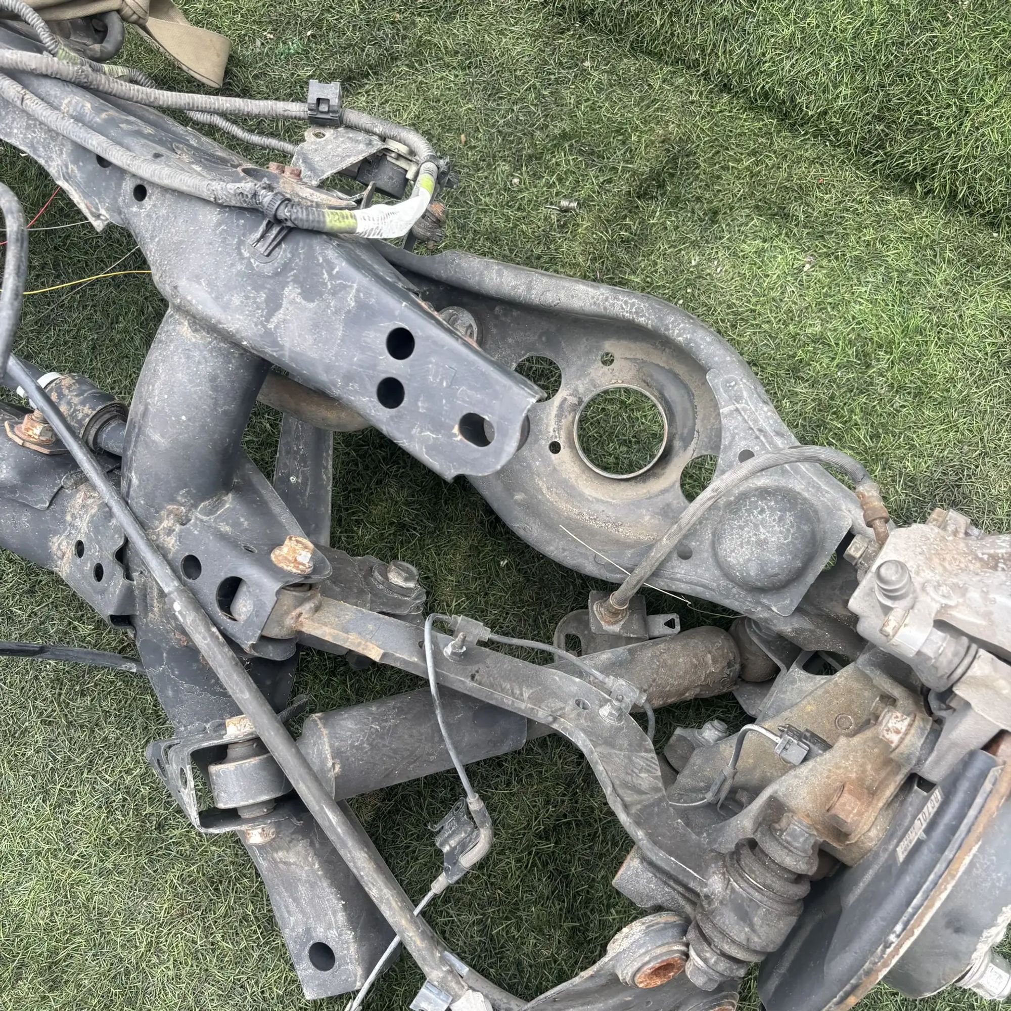 https://ycs.partsauto.market/partsauto-images/thmbs/userImages/772e461030aea93f4dbb6447c0f924d3/part/aaa5f94e-457a-4e95-8514-03a47220f40b_1777016989250.jpg