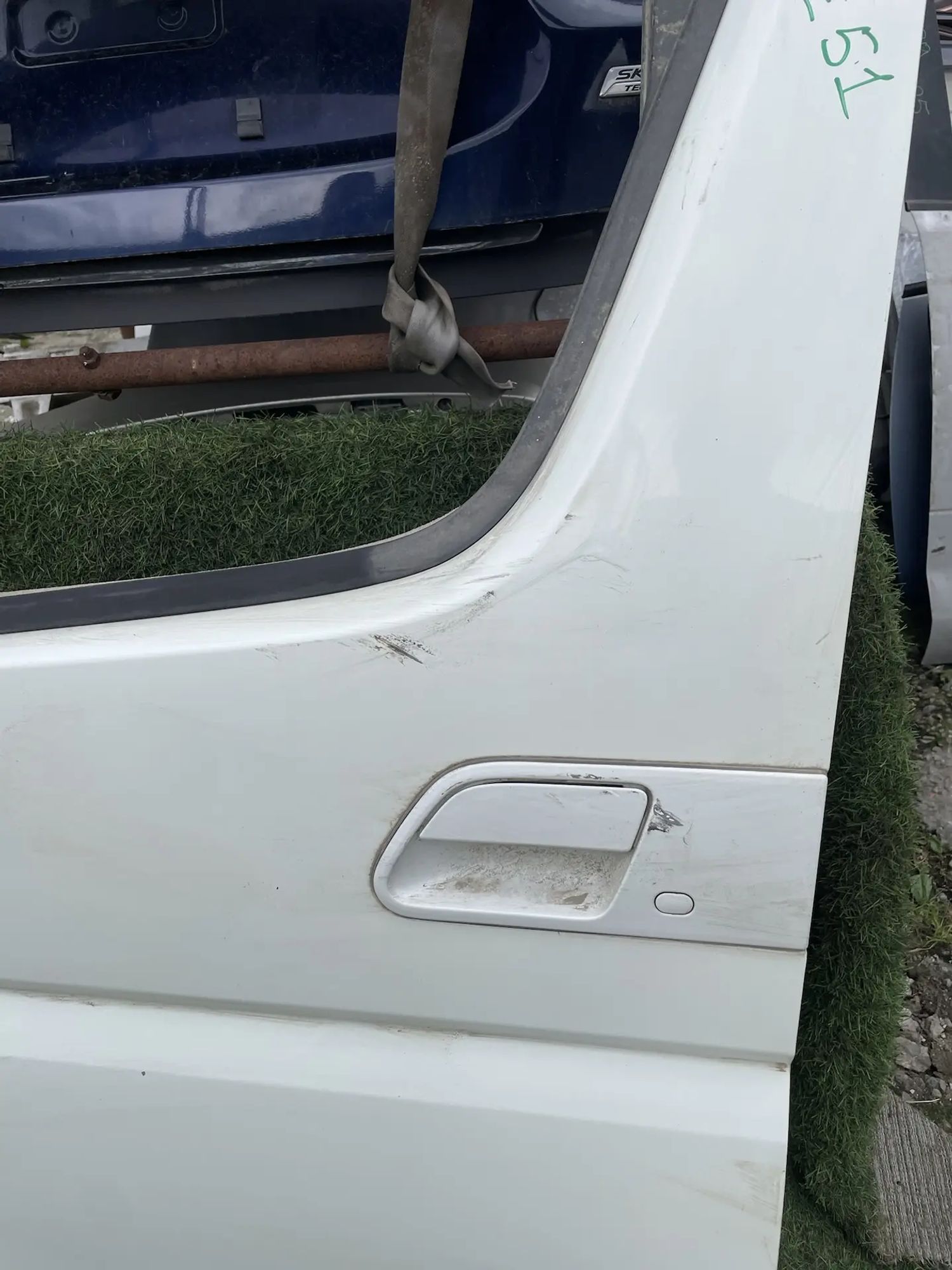 4298 Дверь передняя левая NISSAN ELGRAND E51 2003, 15500 рублей, Невинномысск