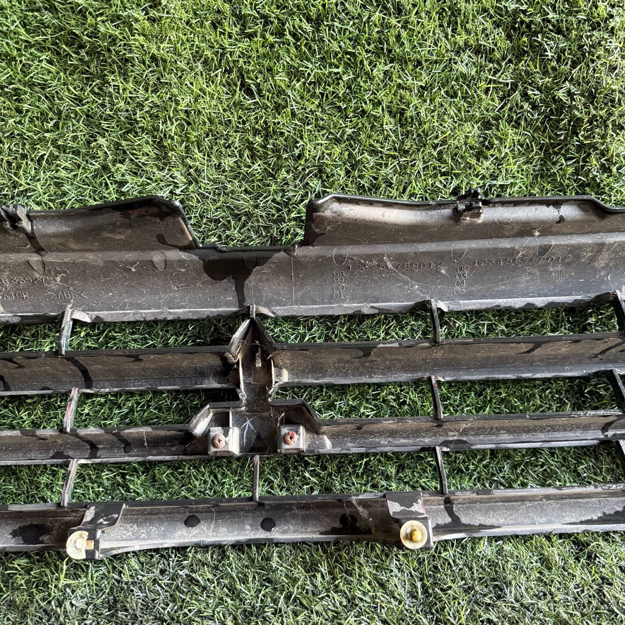 134 Решетка радиатора MITSUBISHI PAJERO IO H66W, 6500 рублей, Невинномысск