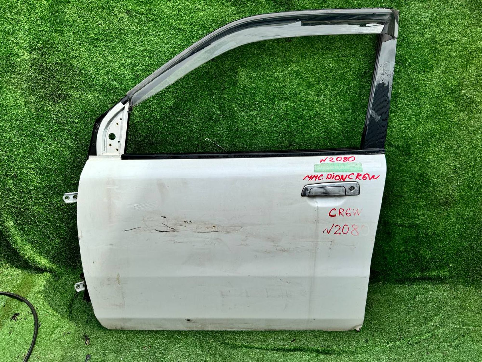 2080 дверь на MITSUBISHI DION CR6W, 6500 рублей, Невинномысск