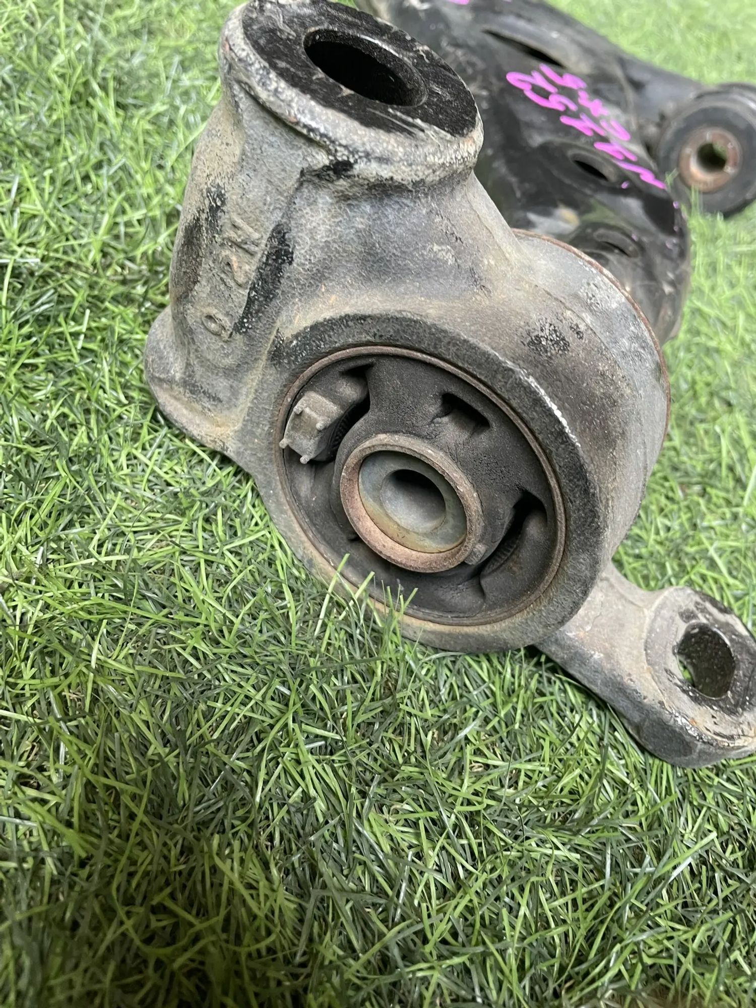 https://ycs.partsauto.market/partsauto-images/thmbs/userImages/772e461030aea93f4dbb6447c0f924d3/part/ac55a093-cbdf-4d21-8c8b-45c065449b56_1774434202646.jpg