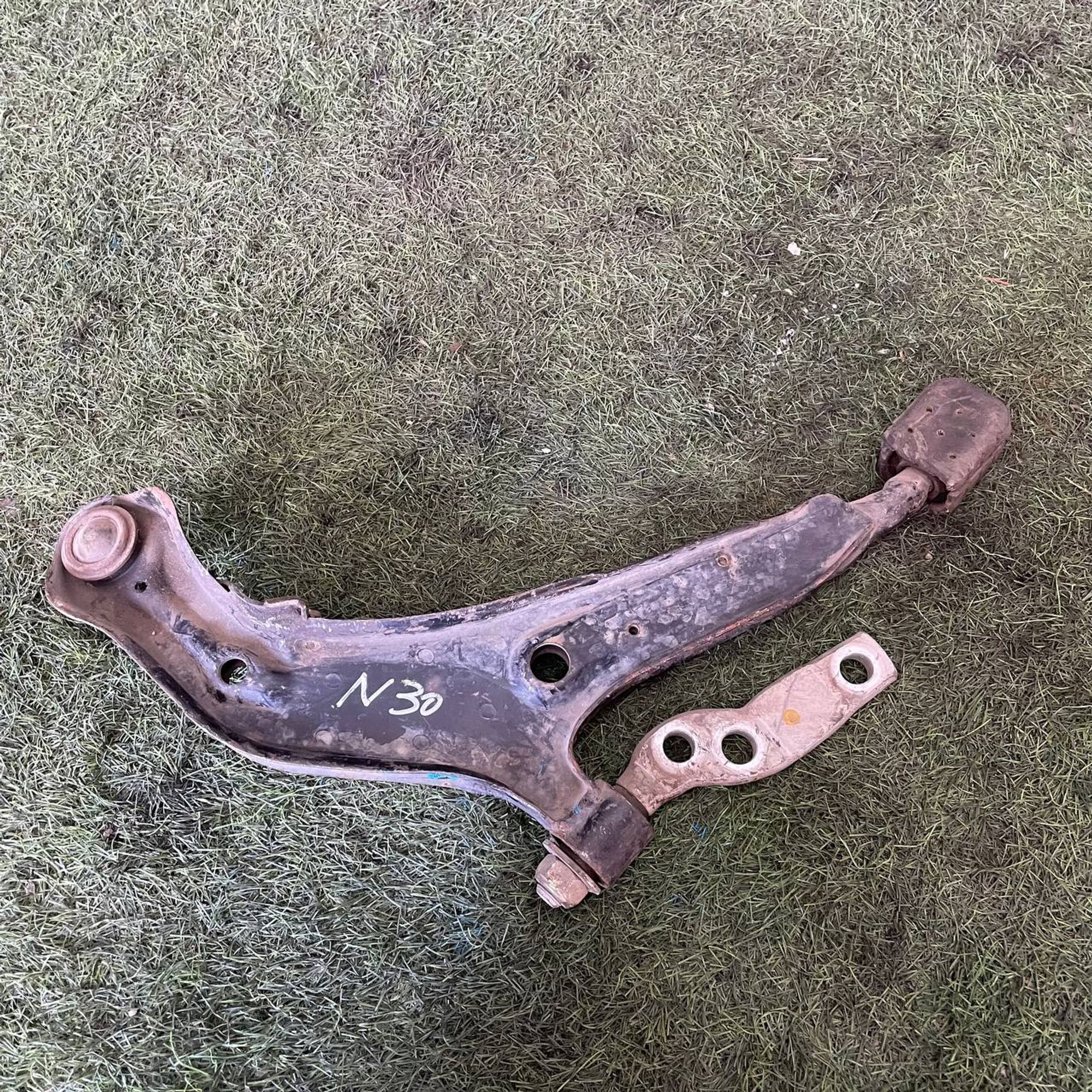 231 Рычаг передний левый нижний NISSAN RNESSA N30, 4500 рублей, Невинномысск