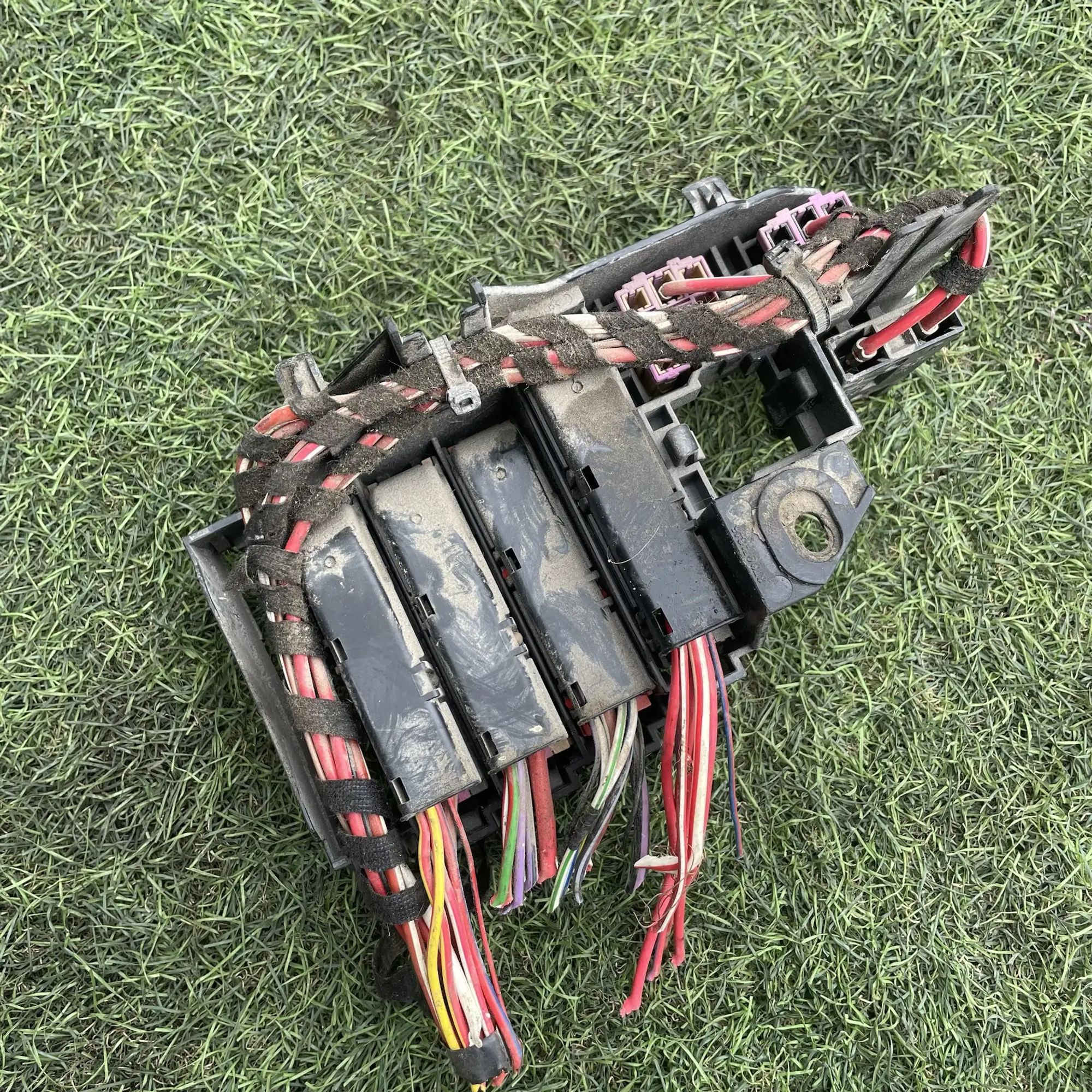 https://ycs.partsauto.market/partsauto-images/thmbs/userImages/772e461030aea93f4dbb6447c0f924d3/part/acba61b3-2d13-4b33-ae93-91ebc6693fe9_1779104031961.jpg