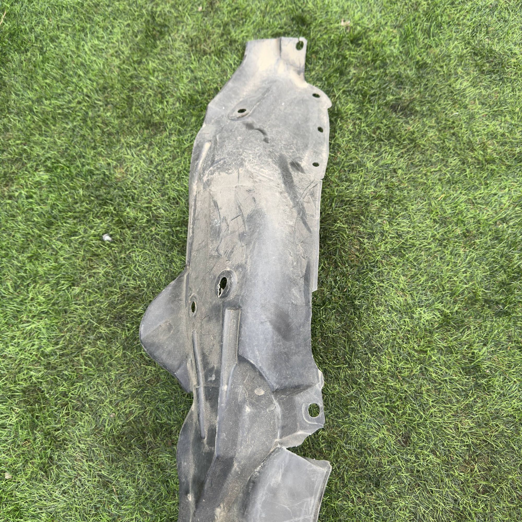 495 Подкрылок передний левый MAZDA TRIBUTE EPEW, 999 рублей, Невинномысск