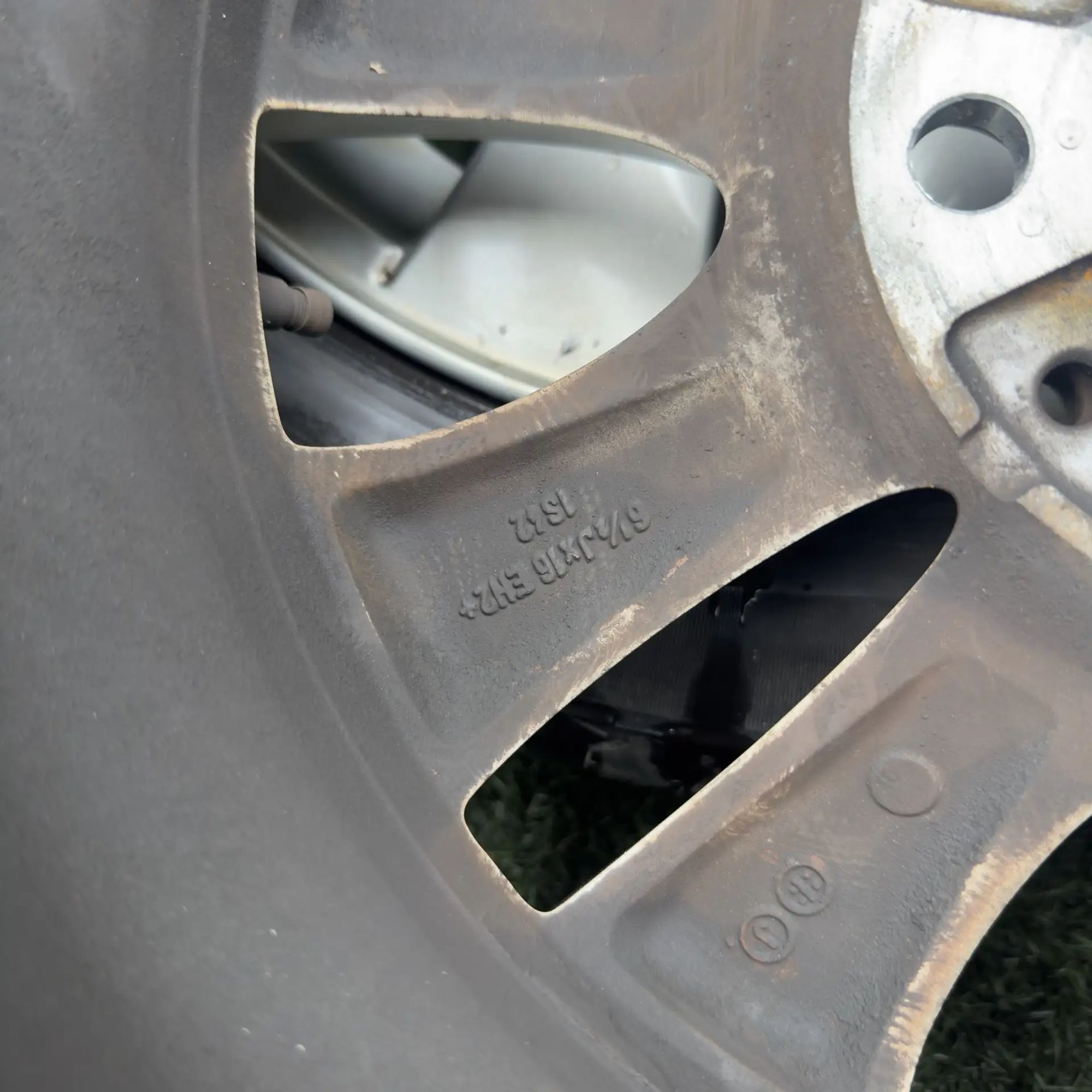 https://ycs.partsauto.market/partsauto-images/thmbs/userImages/772e461030aea93f4dbb6447c0f924d3/part/ad6af706-4cb5-4d03-be99-37582dd9fe77_1777988246657.jpg