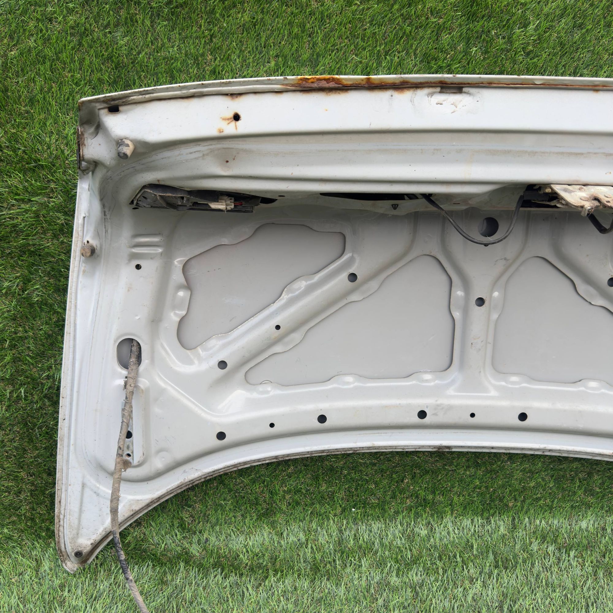 168 Крышка багажника MITSUBISHI GALANT E55A, 6500 рублей, Невинномысск