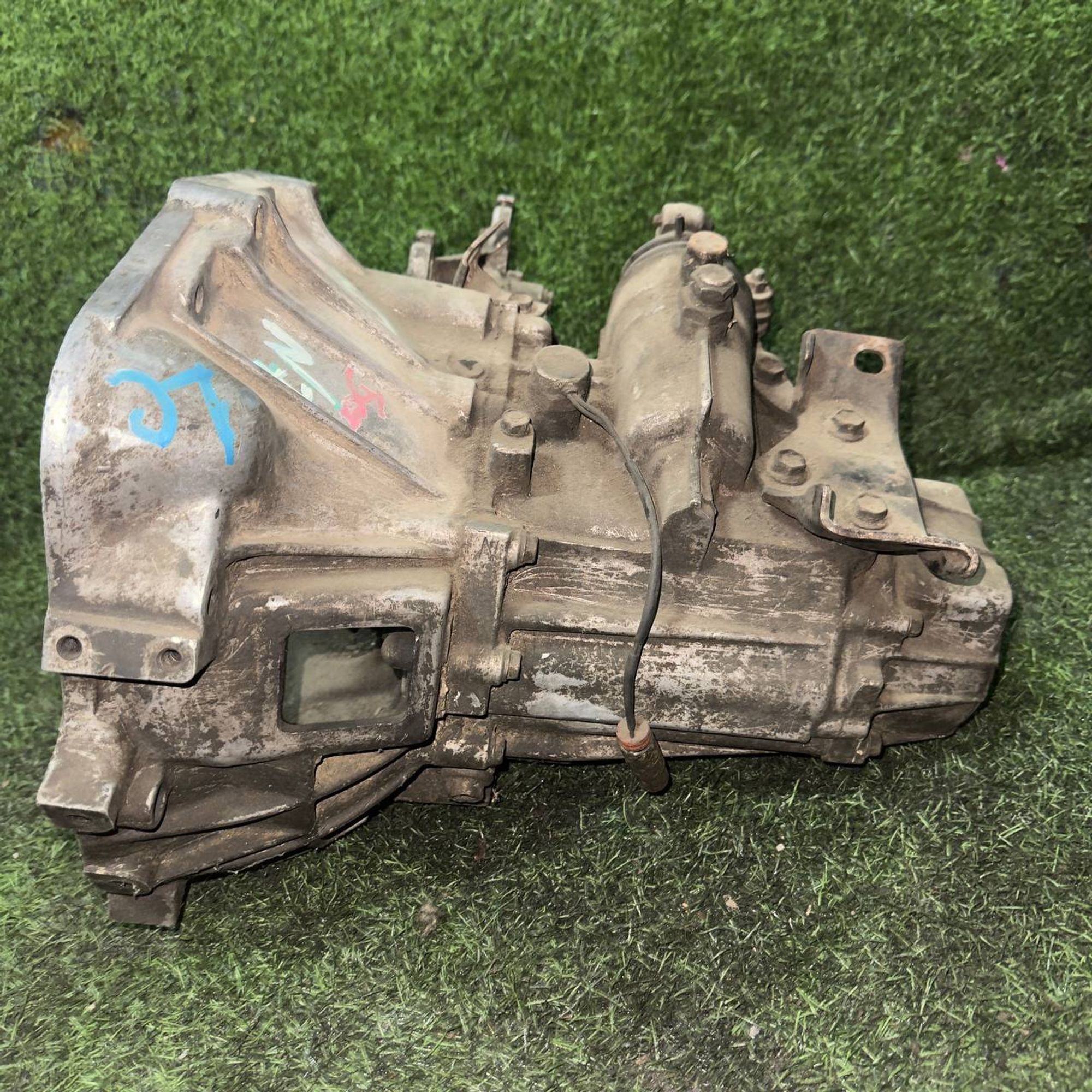 https://ycs.partsauto.market/partsauto-images/thmbs/userImages/772e461030aea93f4dbb6447c0f924d3/part/add08726-5160-4c4e-a88d-7a3e05bbddb9_1753254307175.jpg