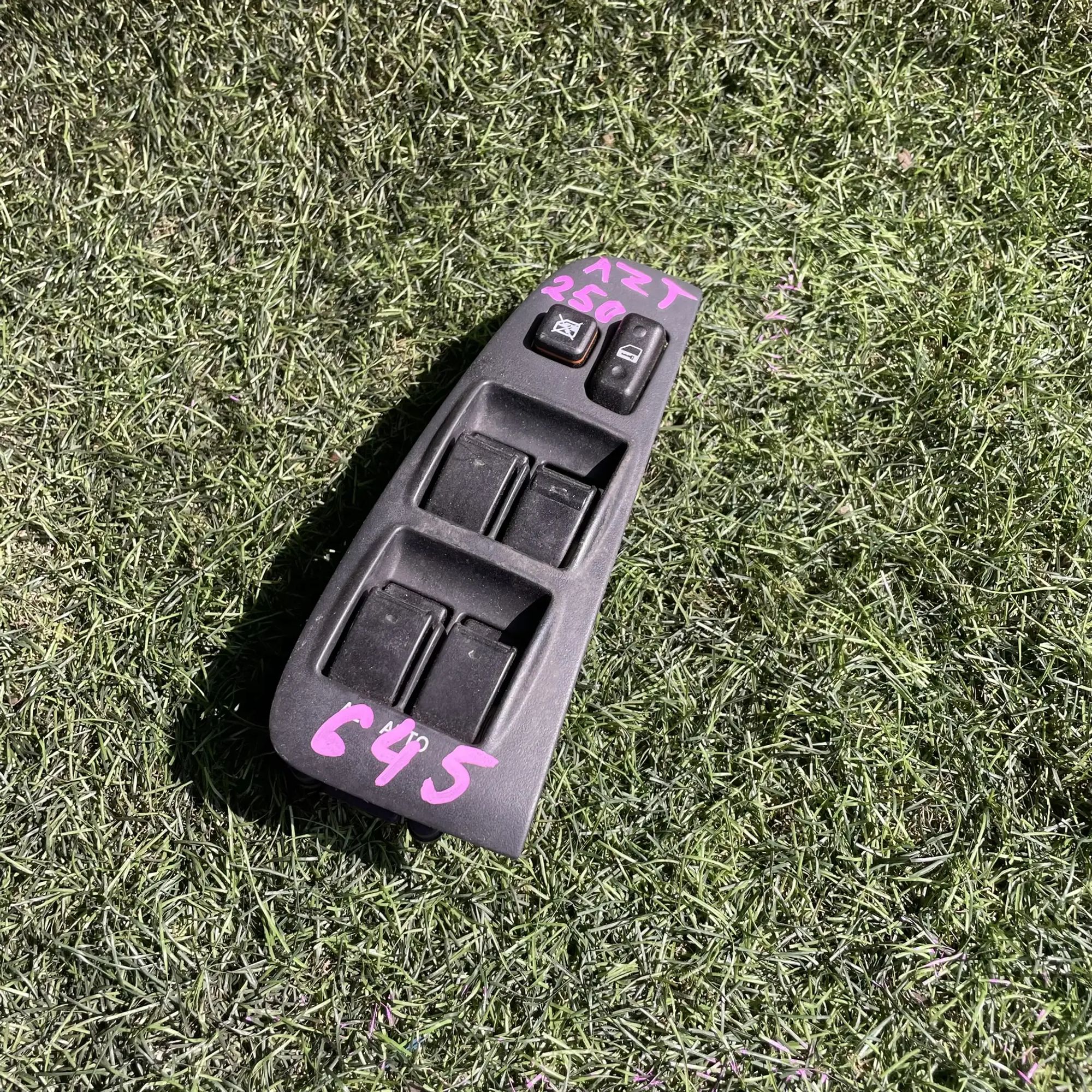 https://ycs.partsauto.market/partsauto-images/thmbs/userImages/772e461030aea93f4dbb6447c0f924d3/part/afa1257f-ebe6-4fcd-810f-e6a172ea495f_1776686263479.jpg