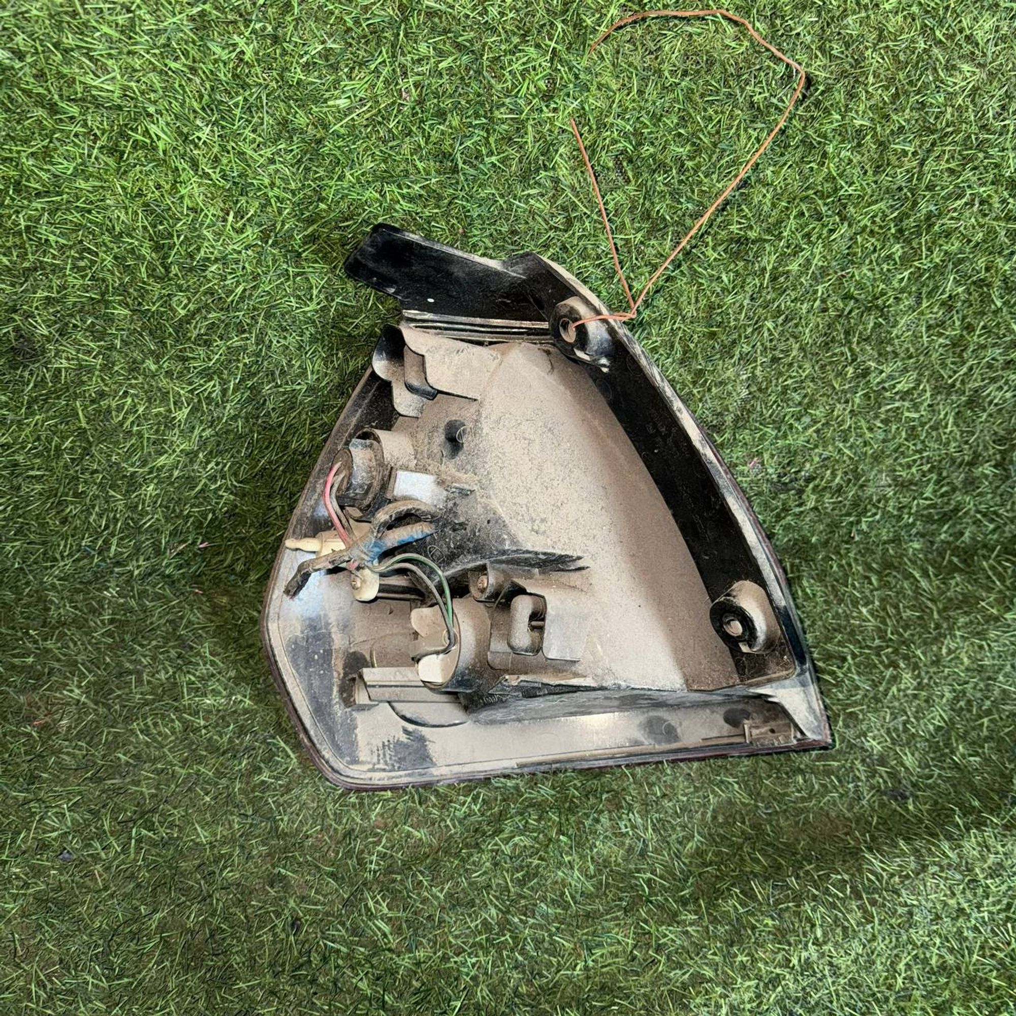 35 Фонарь задний правый NISSAN WINGROAD WFY11, 3500 рублей, Невинномысск