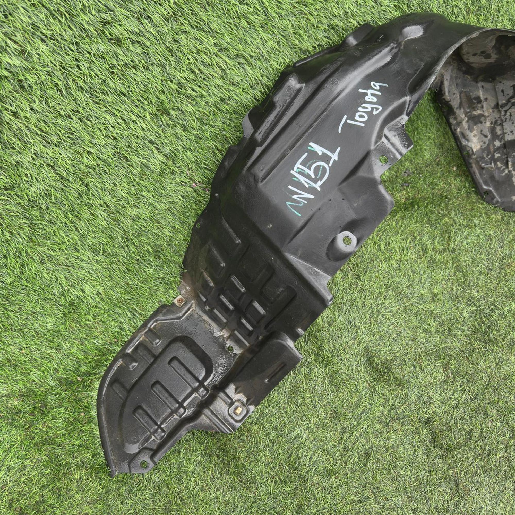 151 Подкрылок передний правый TOYOTA CARINA AT211, 2500 рублей, Невинномысск