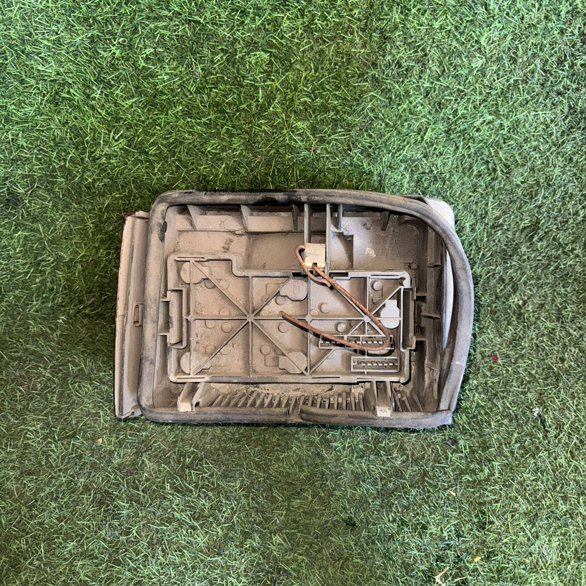 817 Фонарь задний правый MITSUBISHI LANCER 85 год, 3500 рублей, Невинномысск