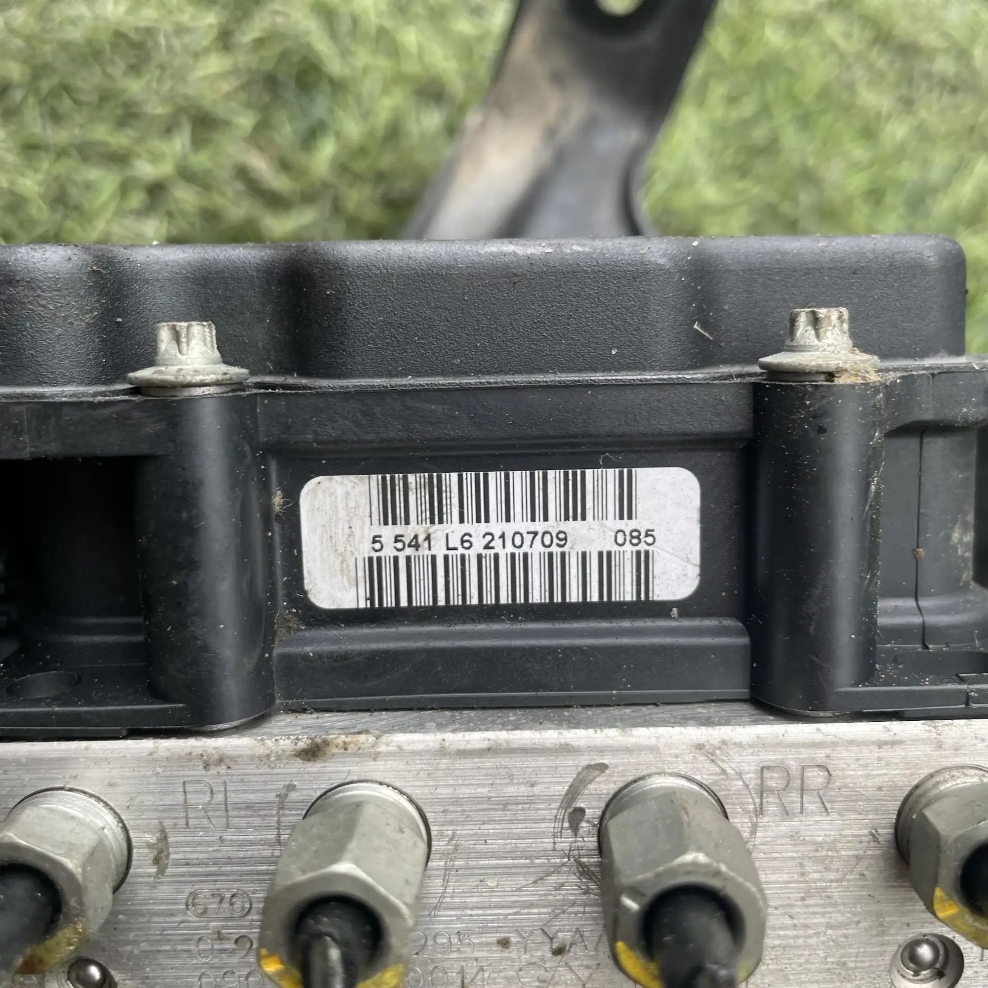 https://ycs.partsauto.market/partsauto-images/thmbs/userImages/772e461030aea93f4dbb6447c0f924d3/part/b050a9c8-622e-48fc-b8c0-98f78d07ce50_1779188674564.jpg
