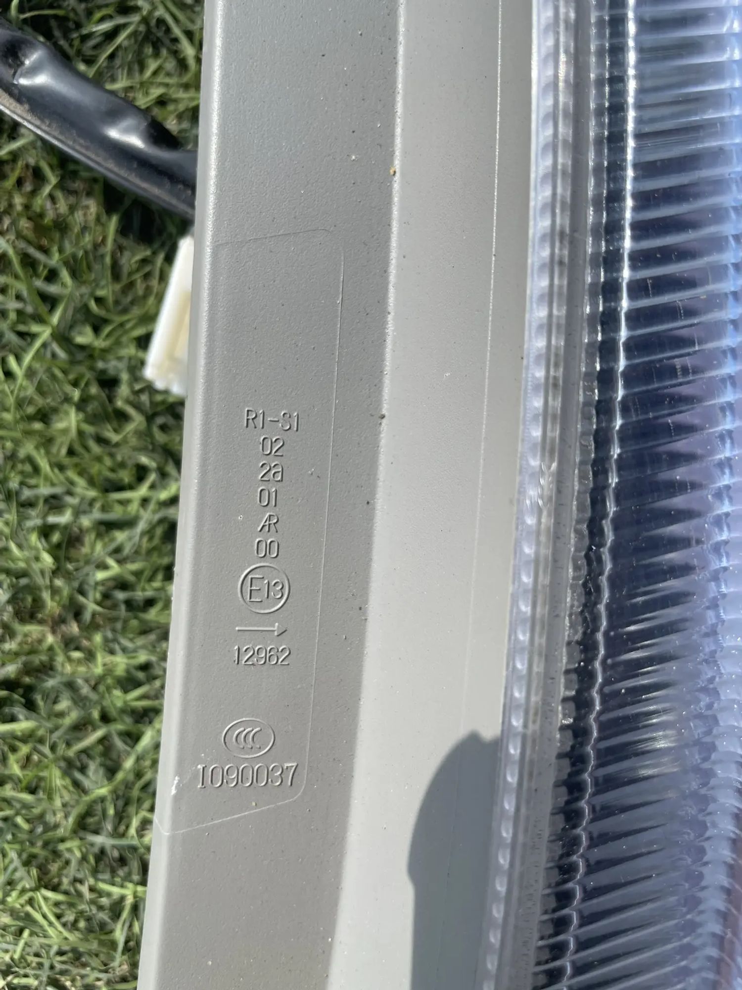https://ycs.partsauto.market/partsauto-images/thmbs/userImages/772e461030aea93f4dbb6447c0f924d3/part/b067b745-0582-443d-92a3-d3ef0225635a_1776234870036.jpg
