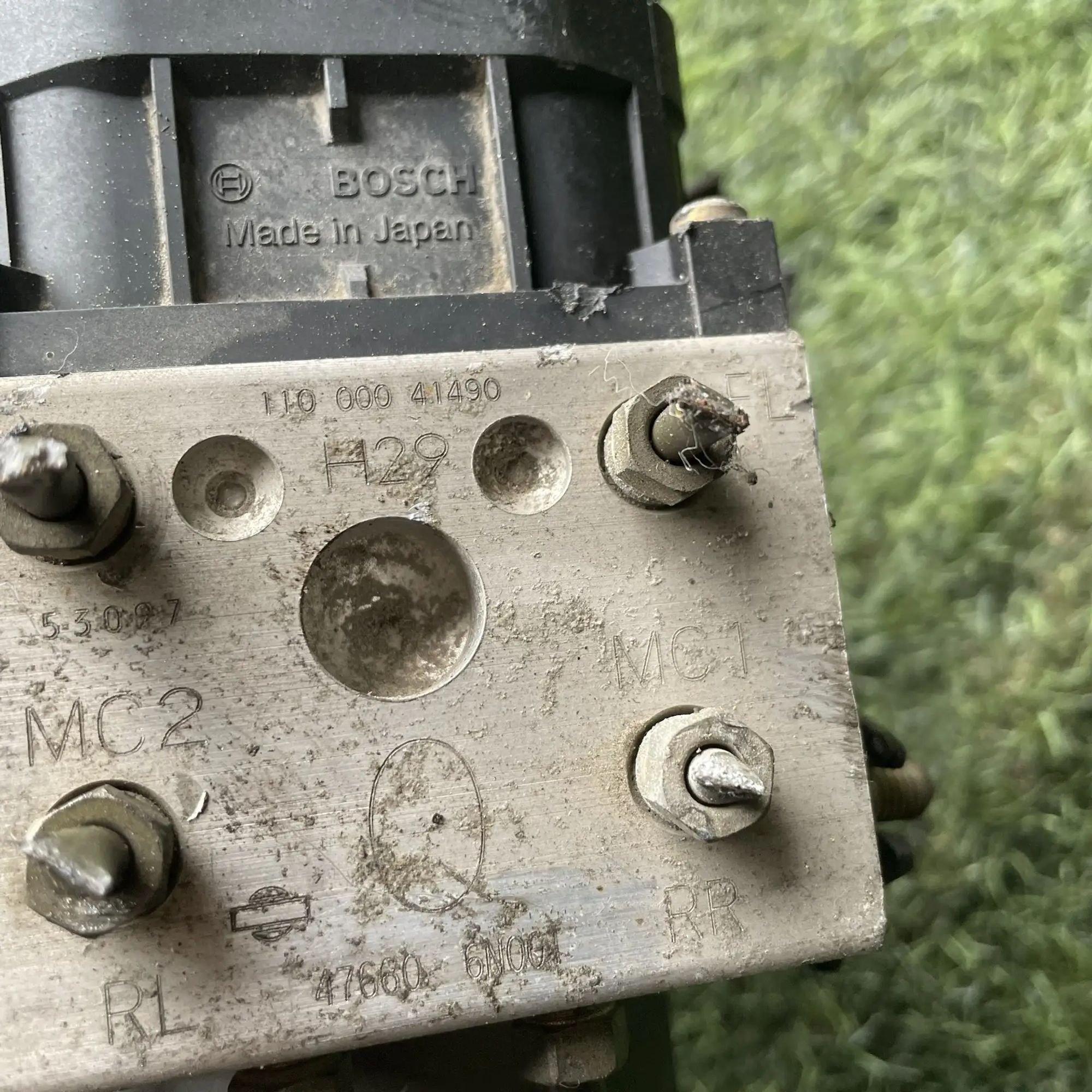 https://ycs.partsauto.market/partsauto-images/thmbs/userImages/772e461030aea93f4dbb6447c0f924d3/part/b081482b-e82d-4db4-9bac-a6cf165cff2d_1776927959596.jpg